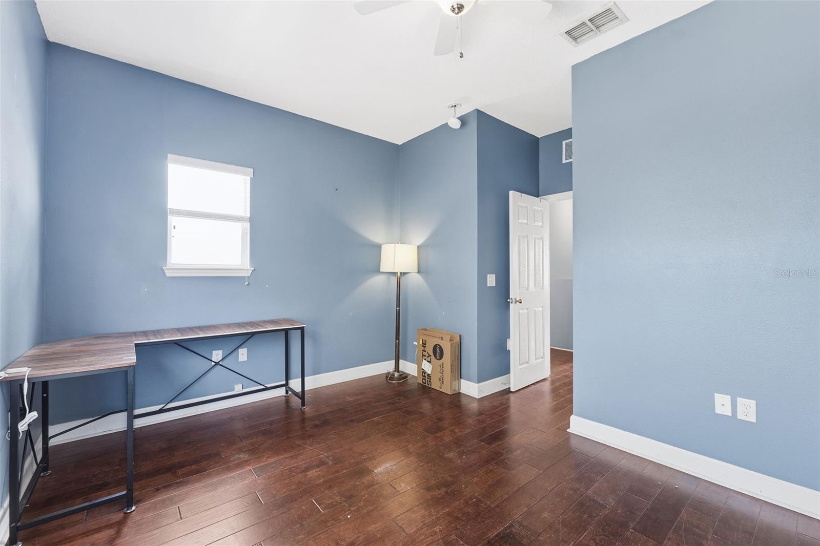 Image 18 of 42 For 4713 Jennings Bay Court