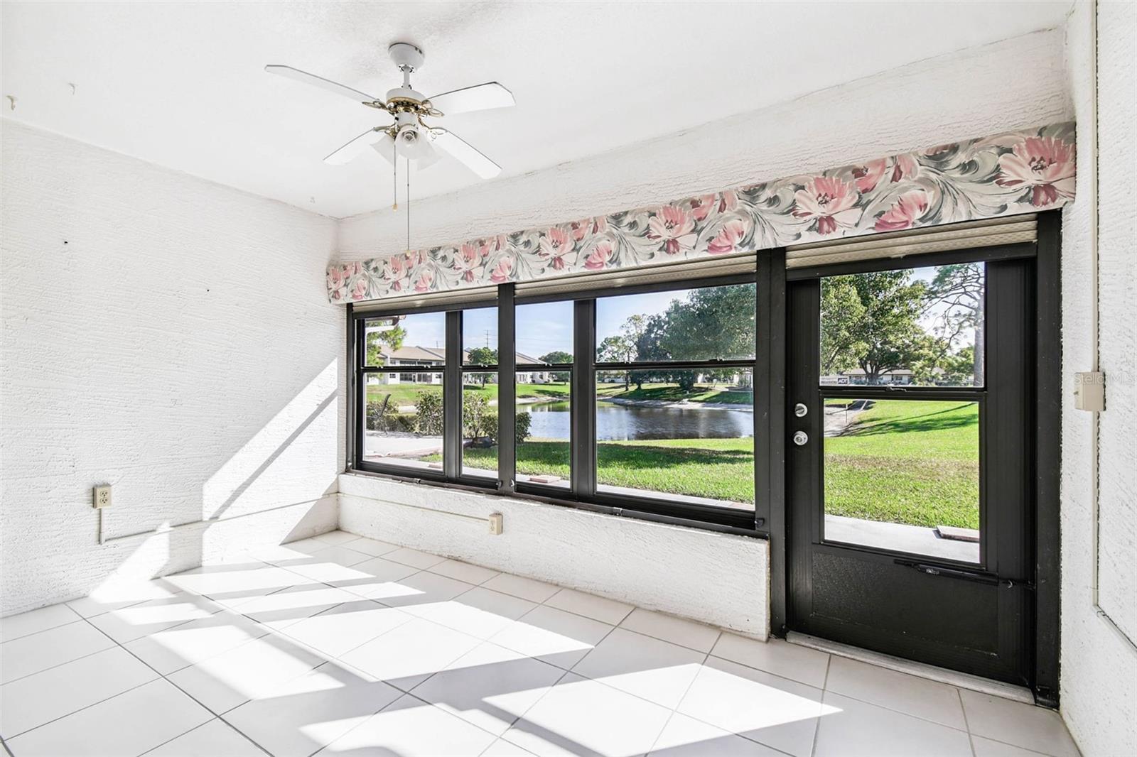 Image 14 of 71 For 7916 Radcliffe Circle