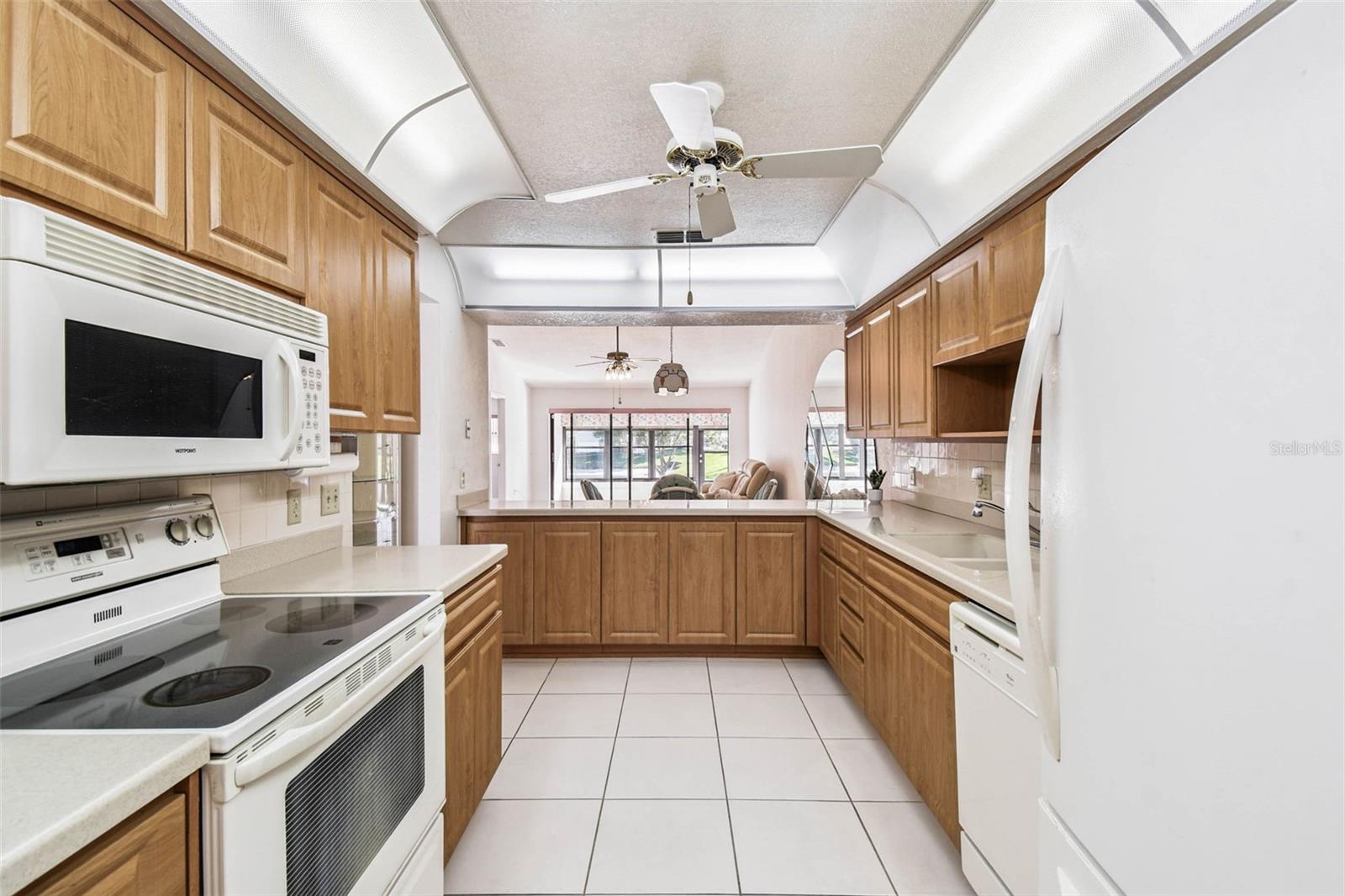 Image 22 of 71 For 7916 Radcliffe Circle