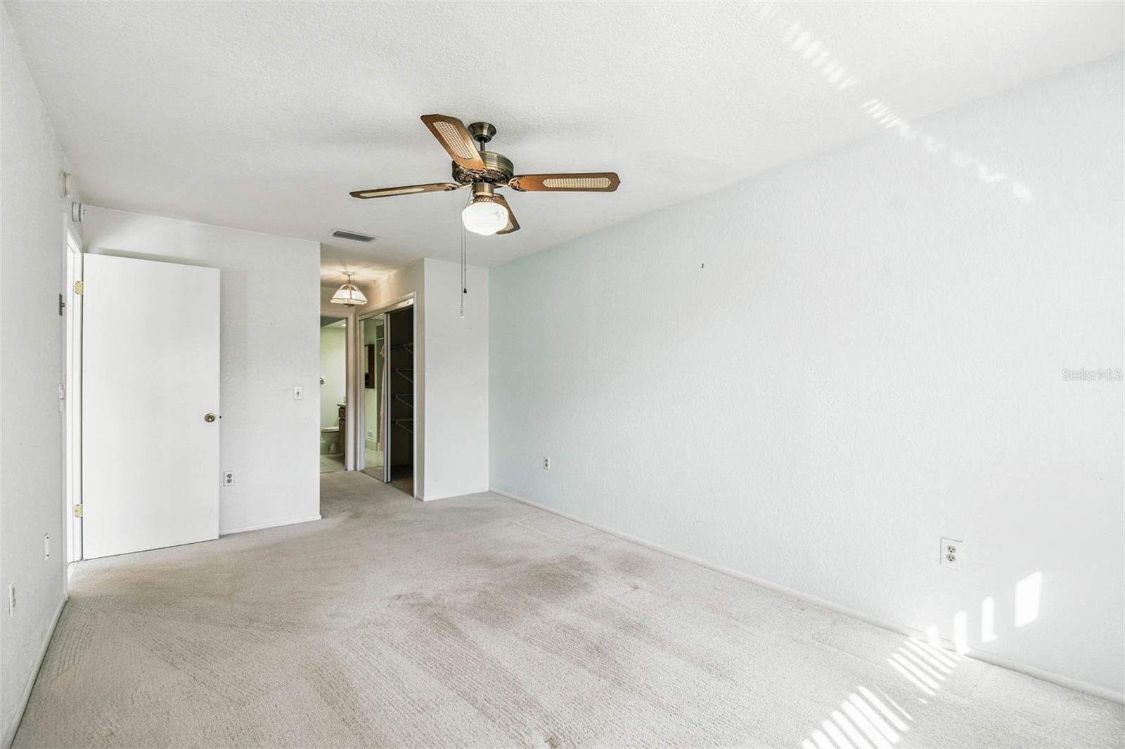 Image 30 of 71 For 7916 Radcliffe Circle