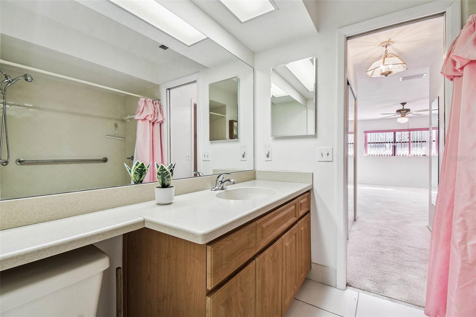 Image 34 of 71 For 7916 Radcliffe Circle