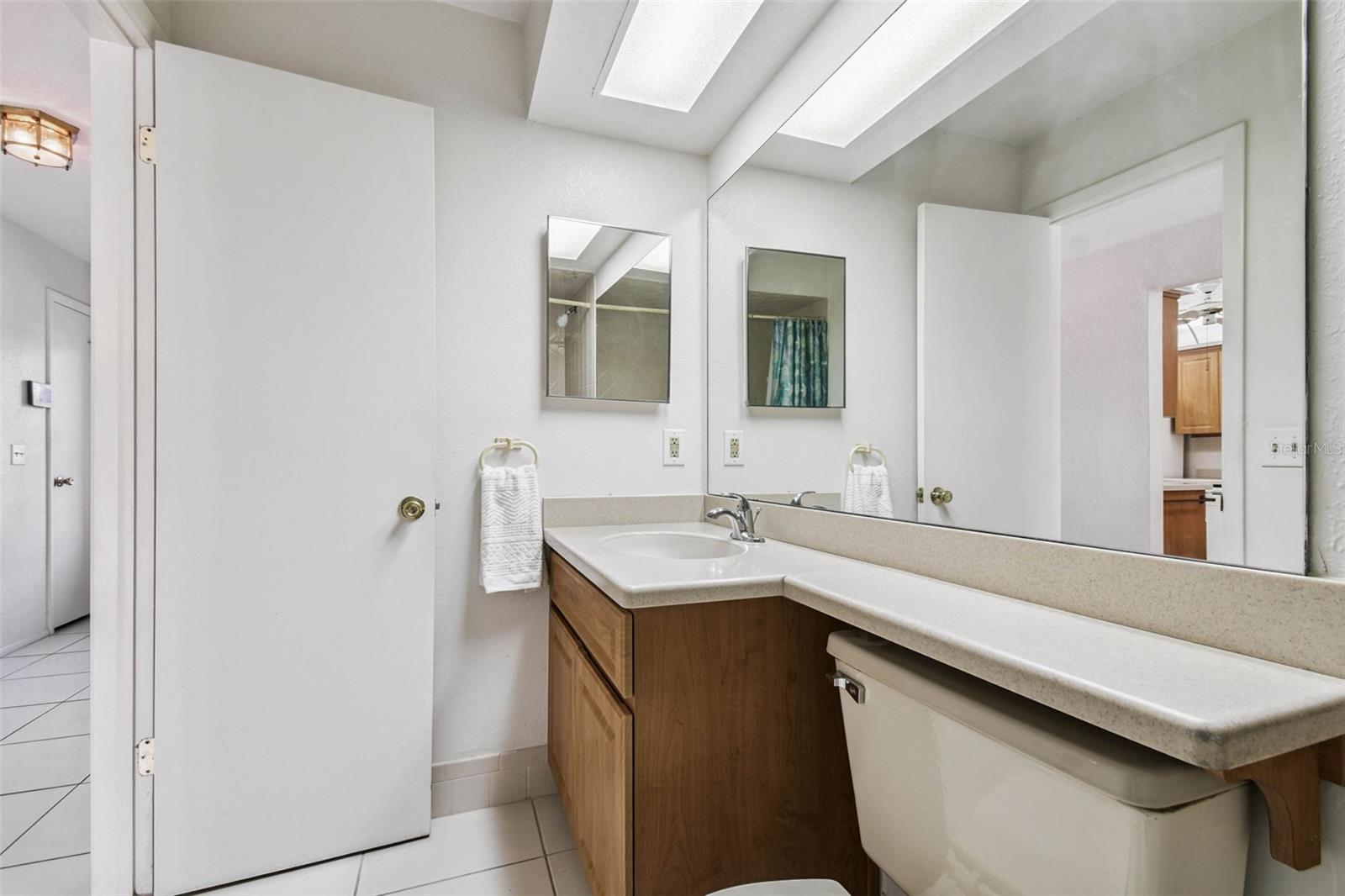 Image 39 of 71 For 7916 Radcliffe Circle