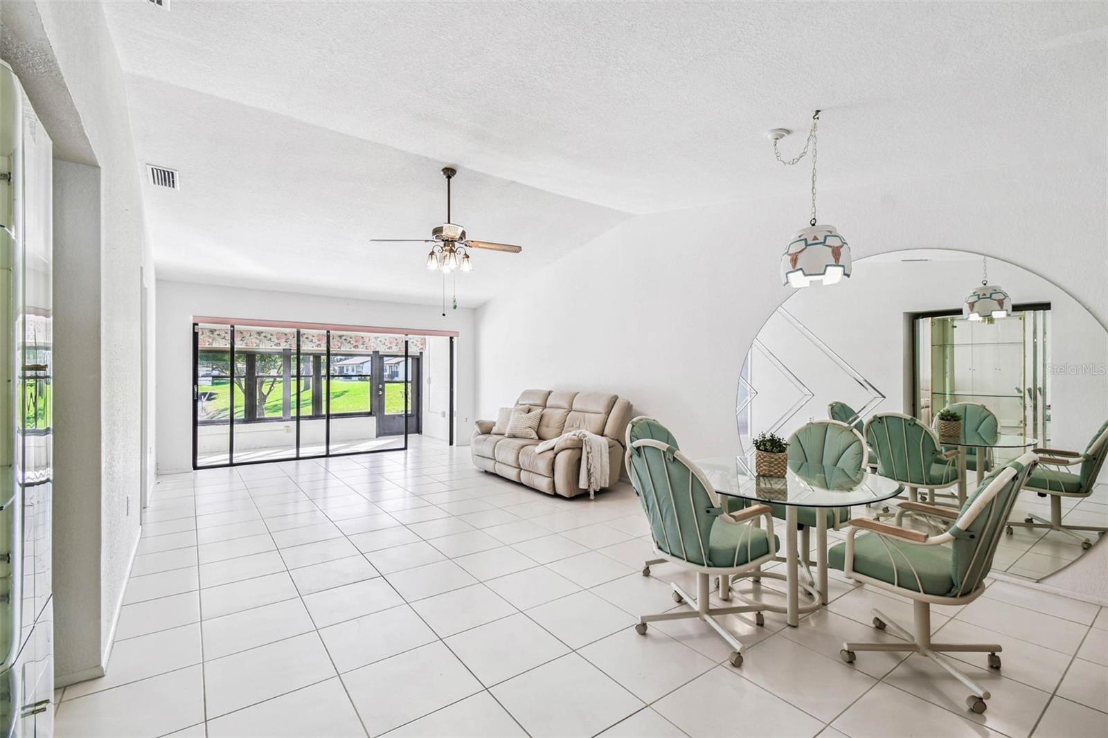 Image 6 of 71 For 7916 Radcliffe Circle