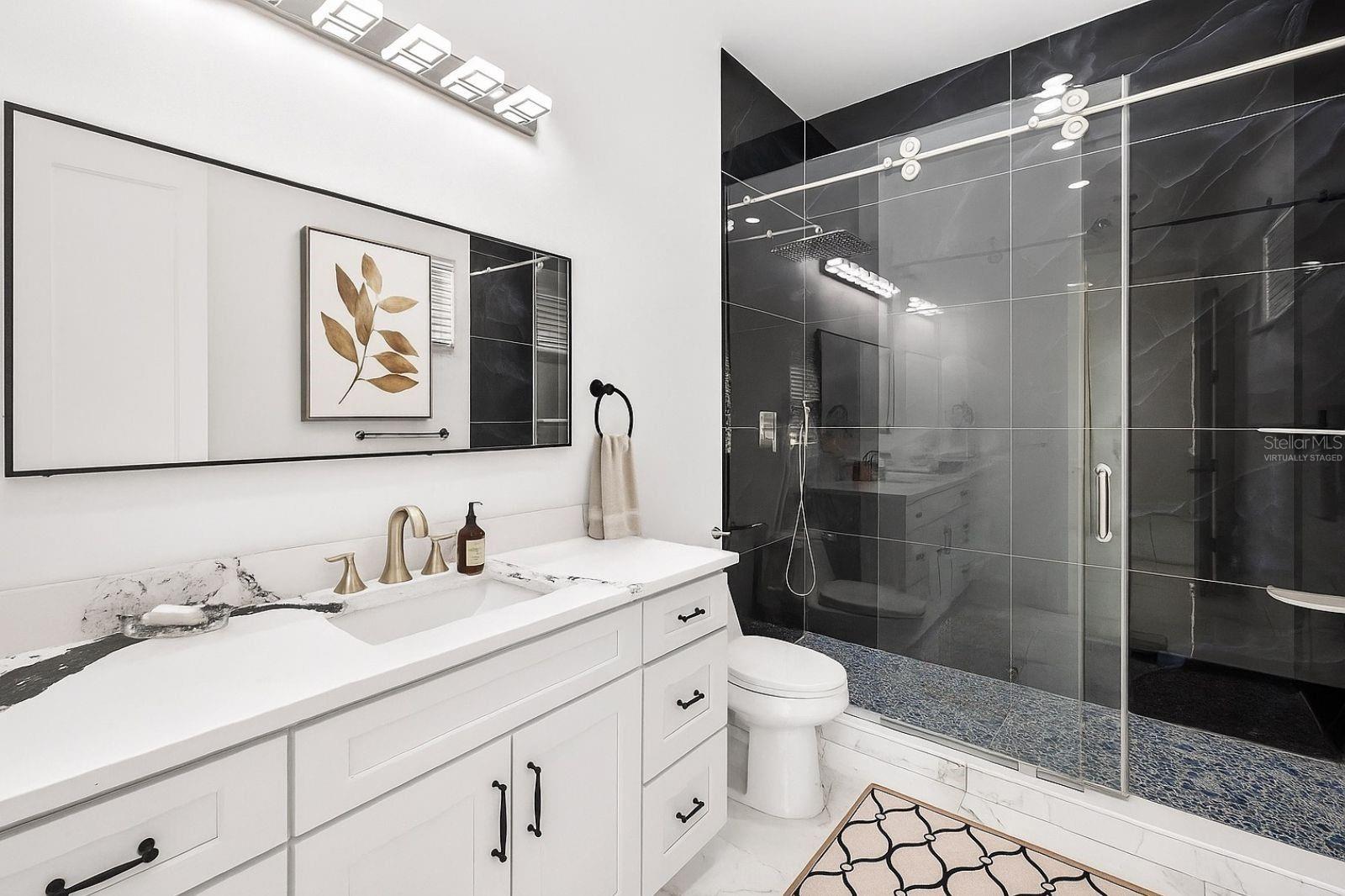 Image 6 of 54 For 216 Glen Arven Avenue