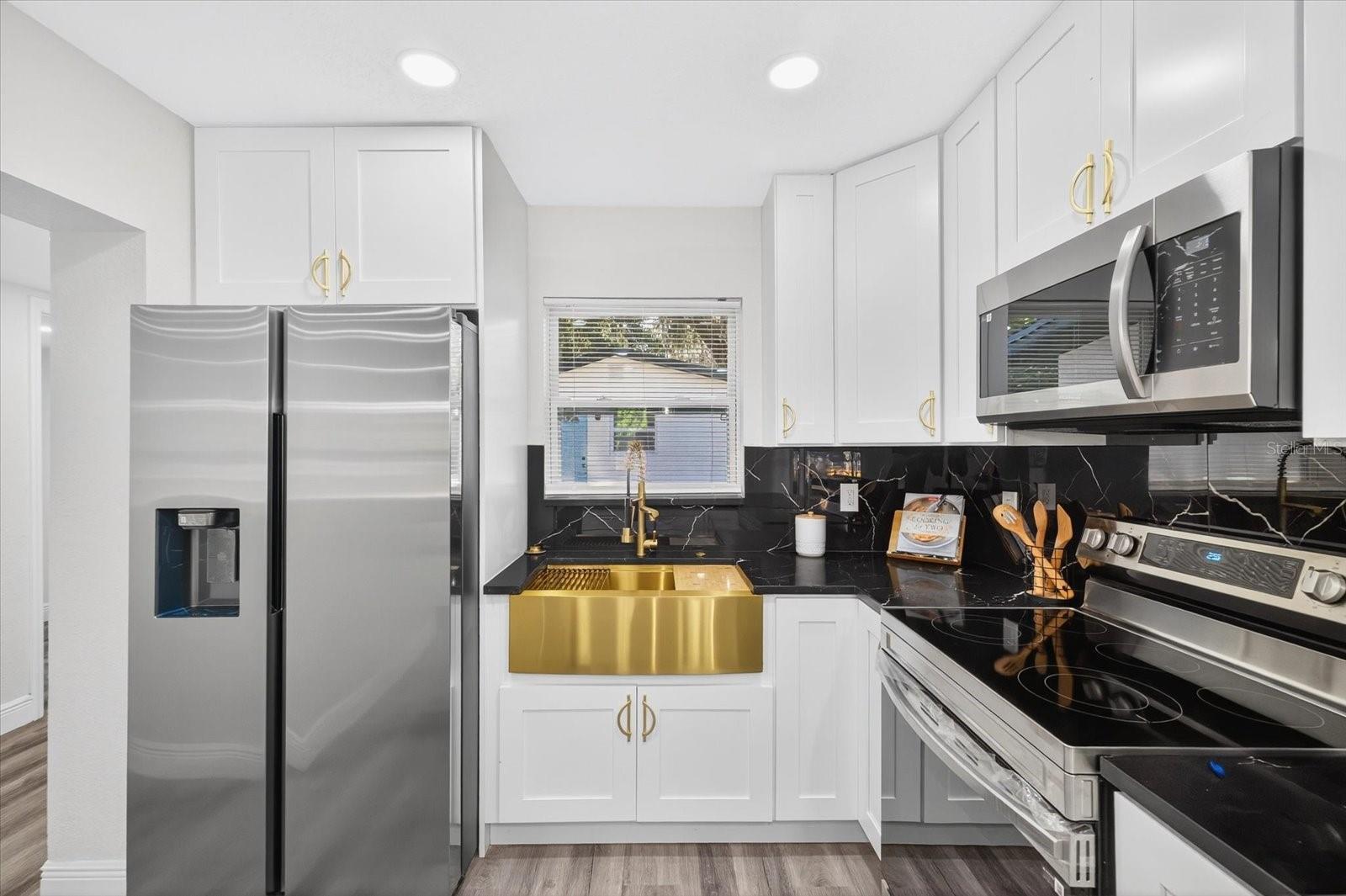 Image 10 of 34 For 1513 Sligh Avenue