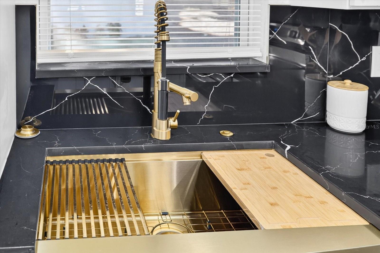 Image 12 of 34 For 1513 Sligh Avenue