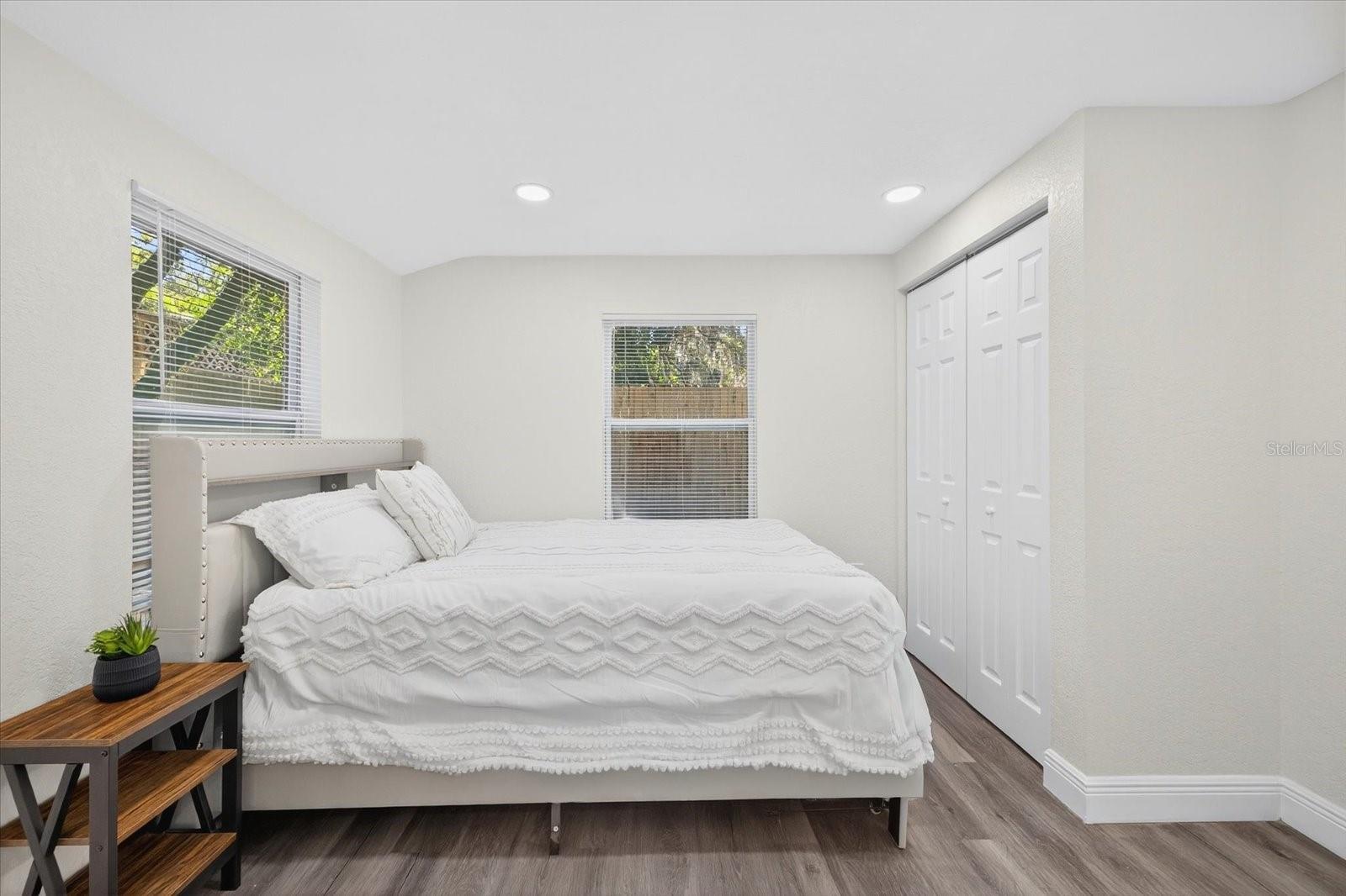 Image 33 of 34 For 1513 Sligh Avenue