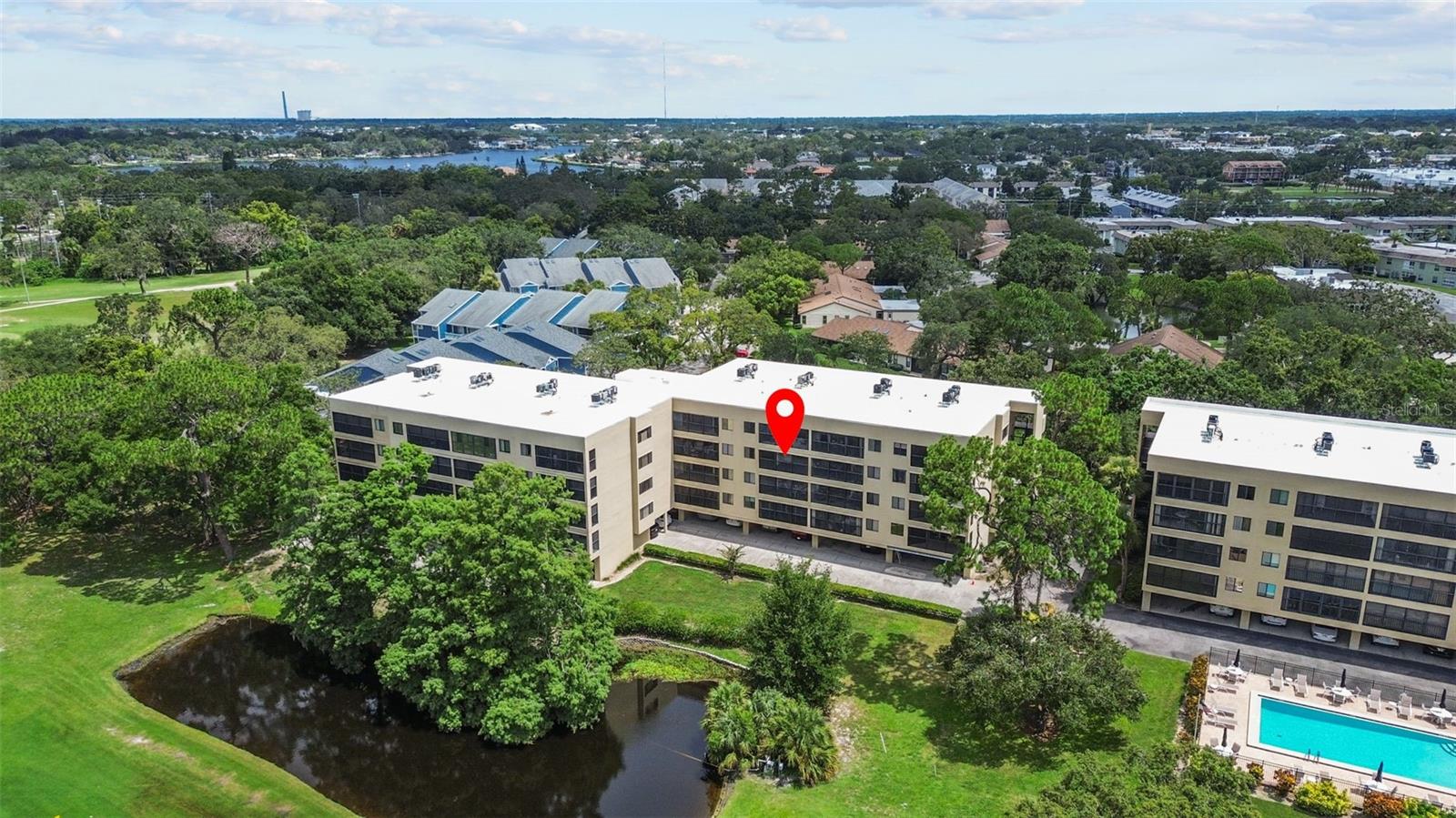 Image 30 of 37 For 1933 Golfview Drive 1933