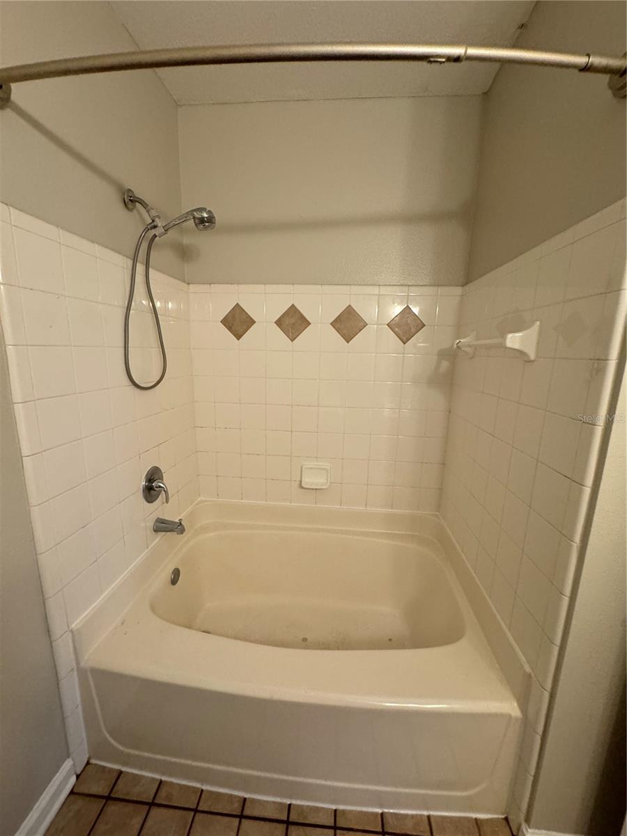 Image 11 of 28 For 4207 Dale Mabry Highway 6406