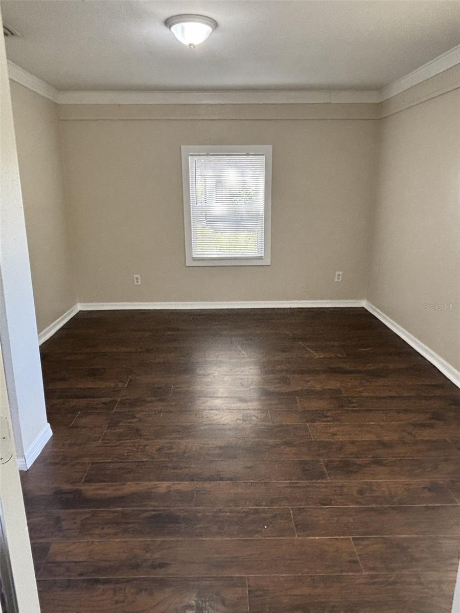 Image 10 of 16 For 1103 9th Avenue