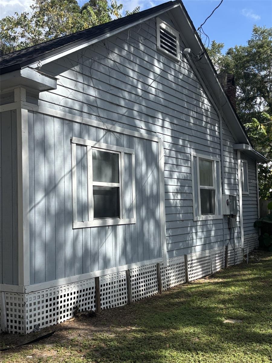 Image 16 of 16 For 1103 9th Avenue