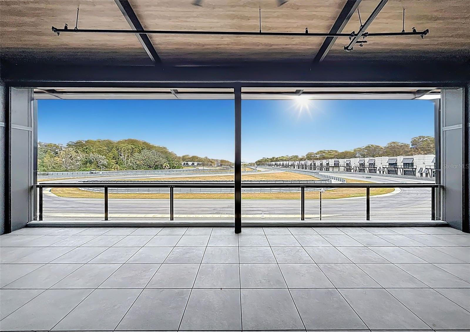 Listing photo id 10 for 6500 Motor Enclave Way #1405