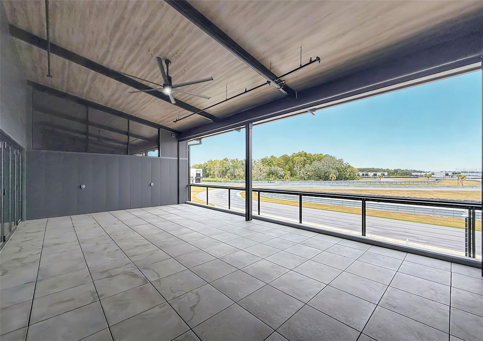 Listing photo id 13 for 6500 Motor Enclave Way #1405