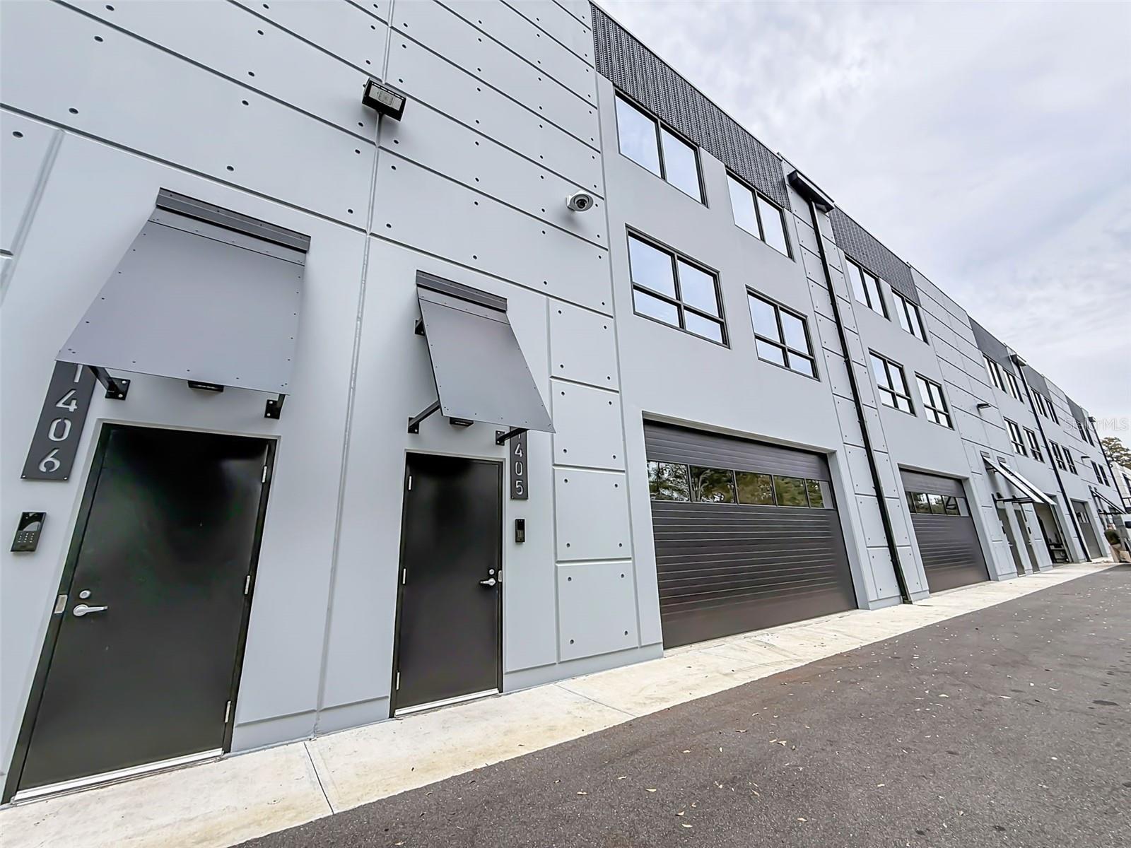 Listing photo id 25 for 6500 Motor Enclave Way #1405