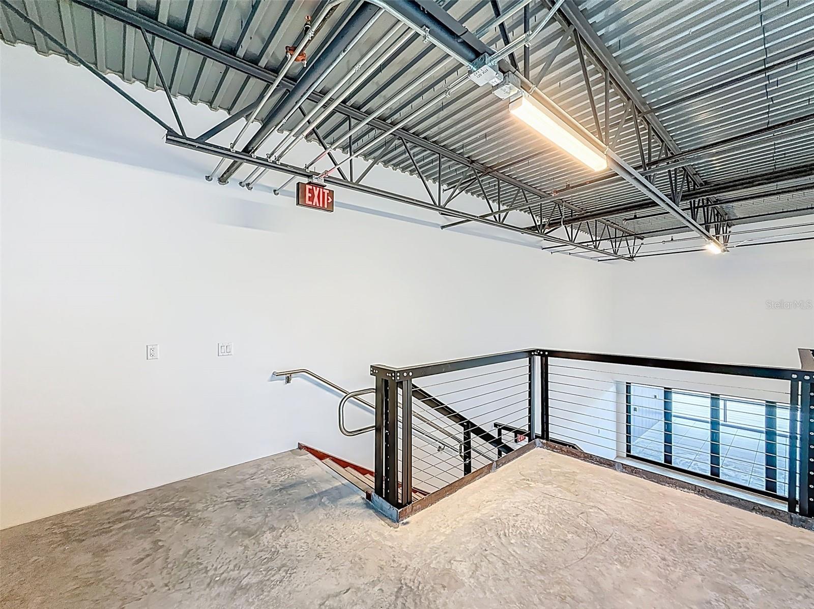 Listing photo id 31 for 6500 Motor Enclave Way #1405