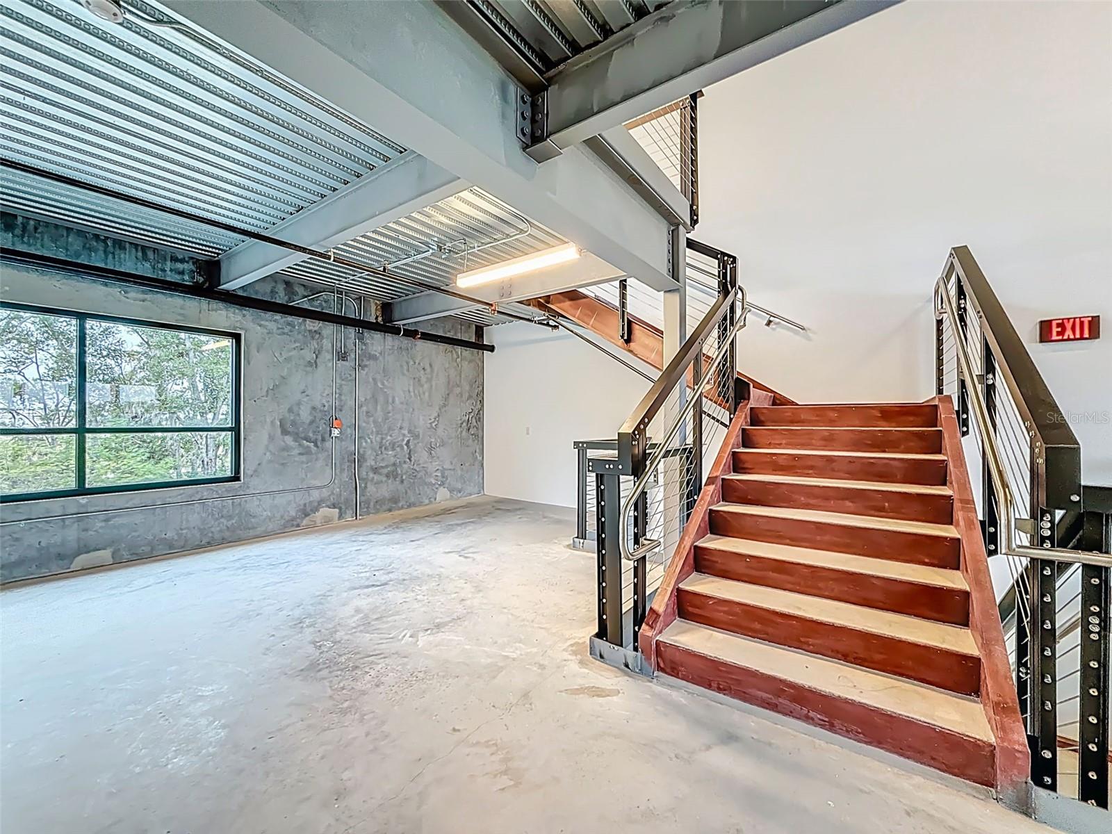 Listing photo id 33 for 6500 Motor Enclave Way #1405