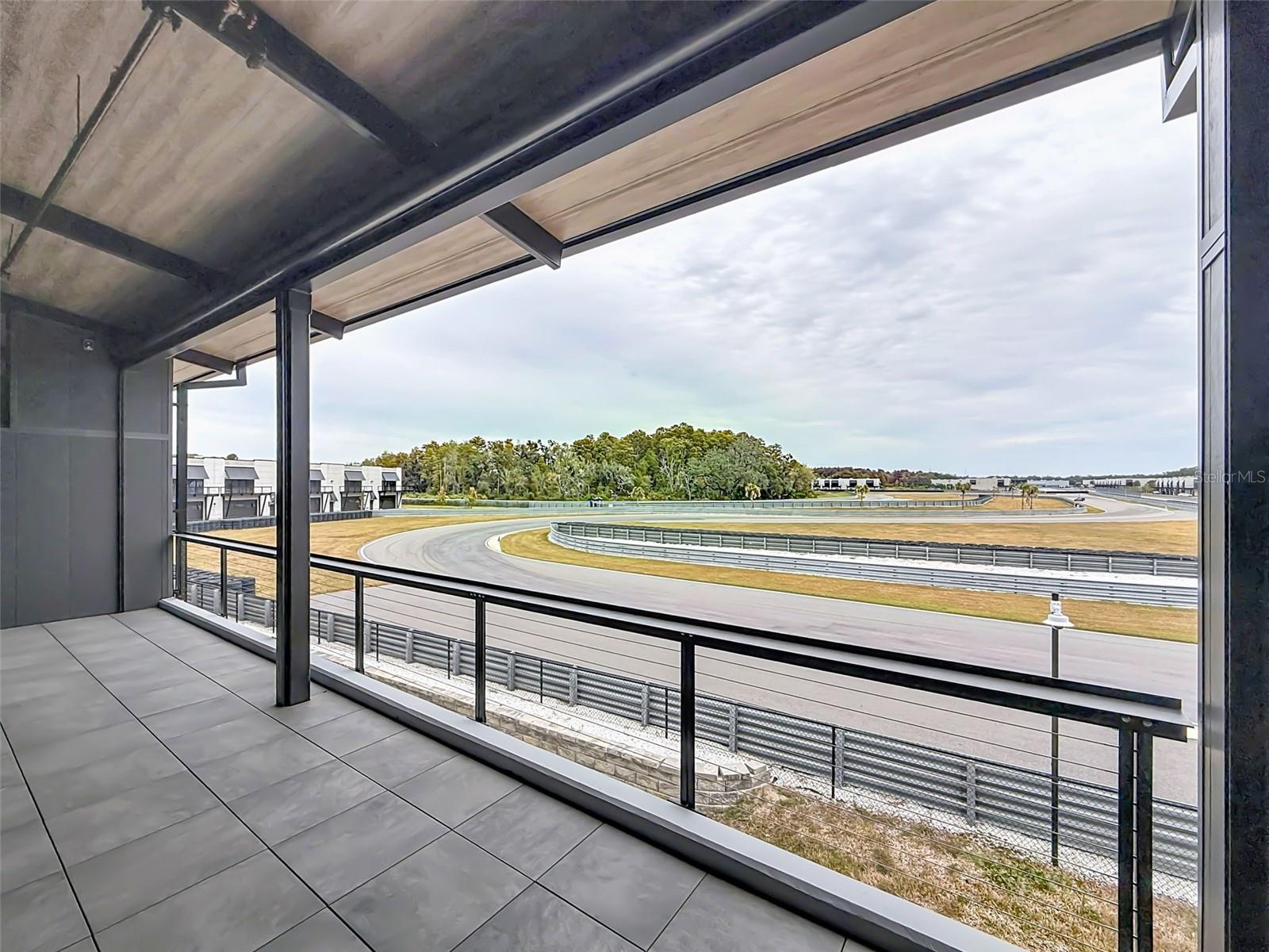 Listing photo id 39 for 6500 Motor Enclave Way #1405