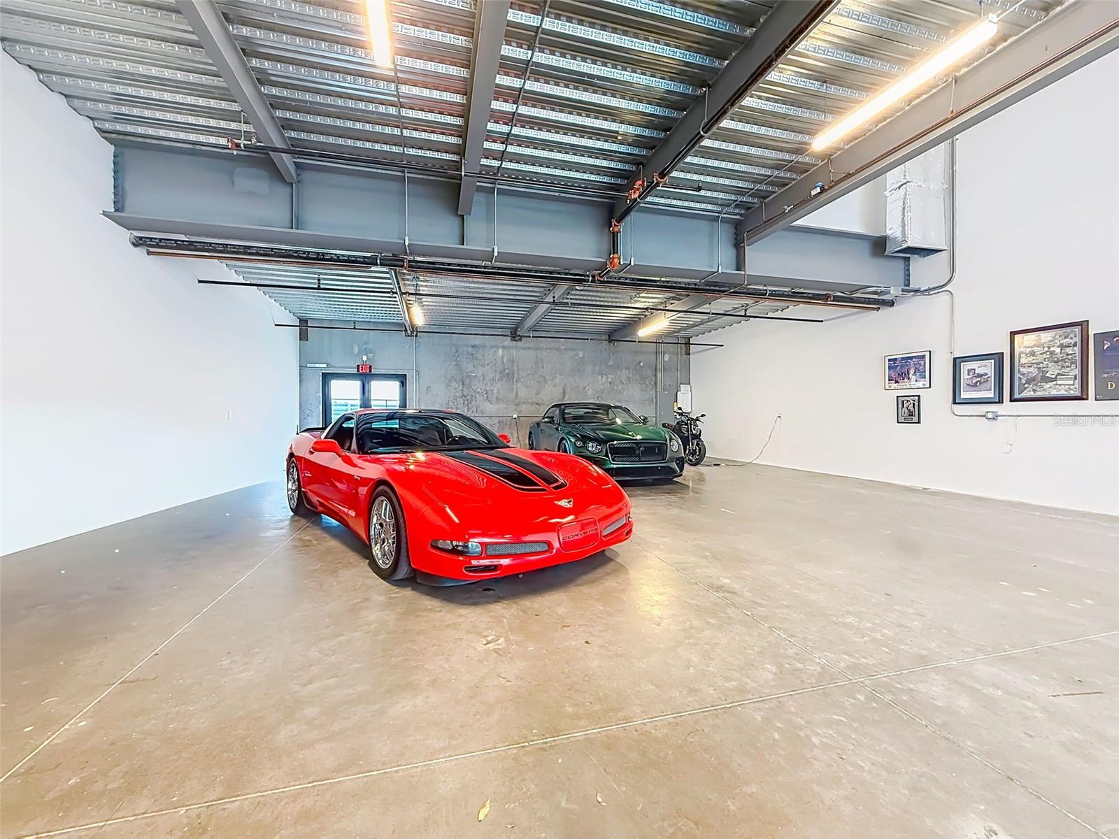 Listing photo id 60 for 6500 Motor Enclave Way #1405