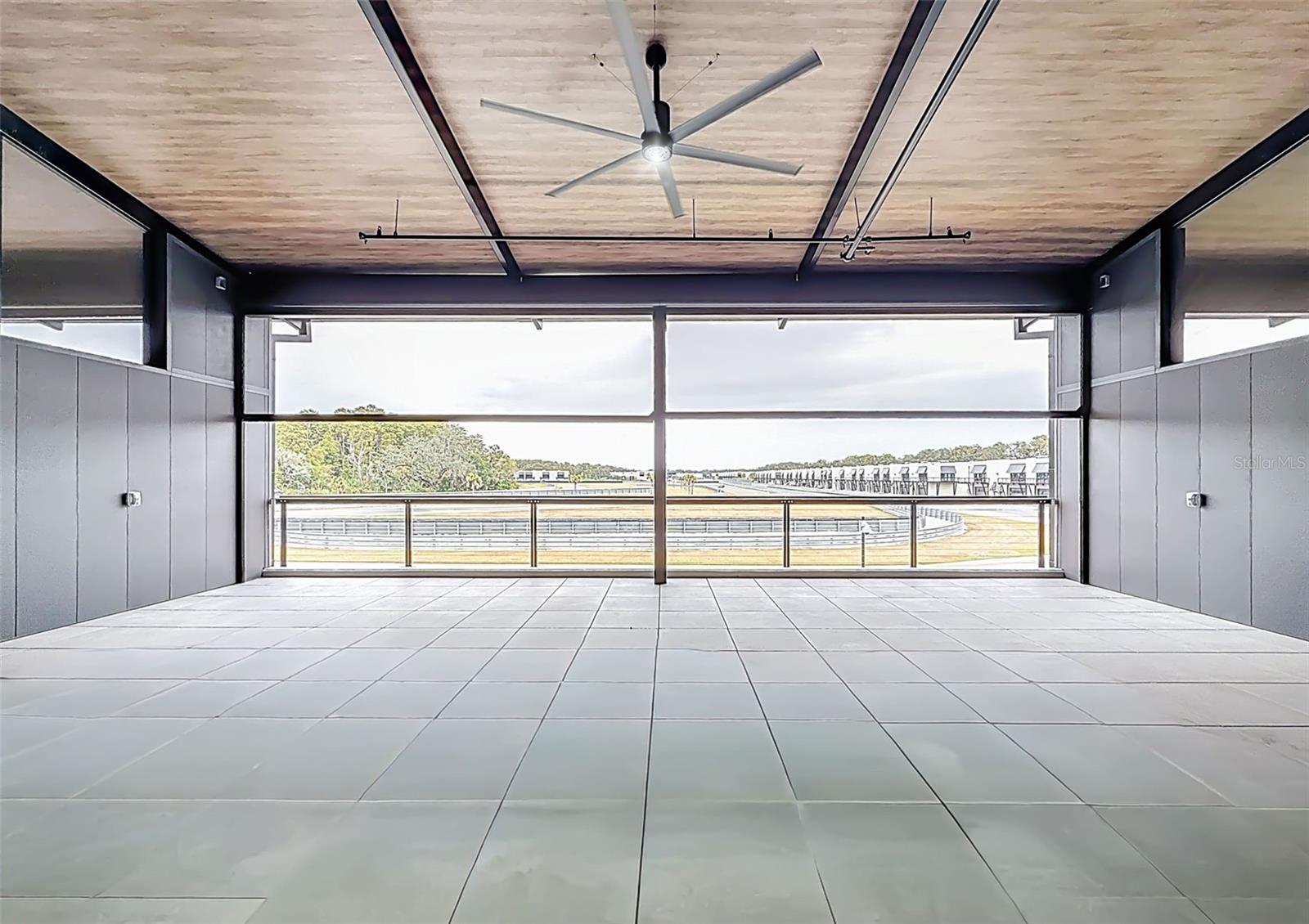 Listing photo id 64 for 6500 Motor Enclave Way #1405