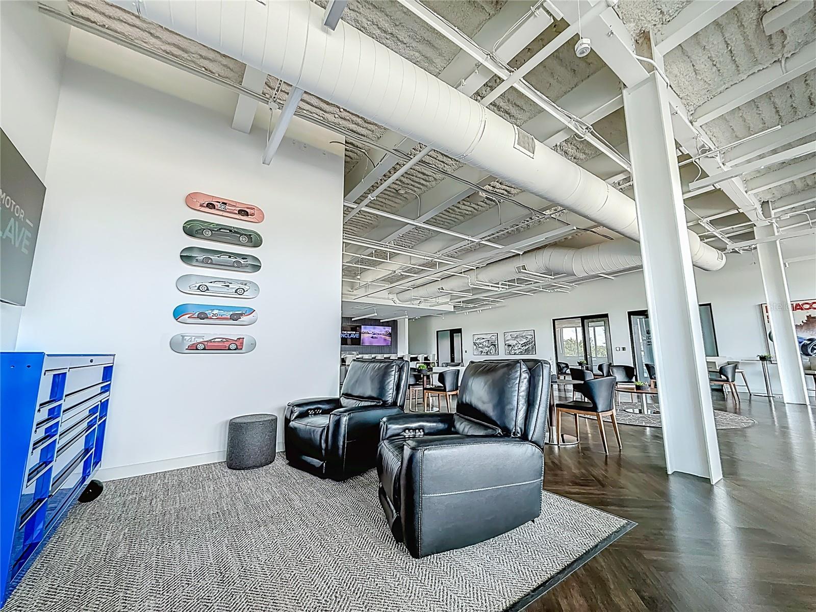 Listing photo id 84 for 6500 Motor Enclave Way #1405