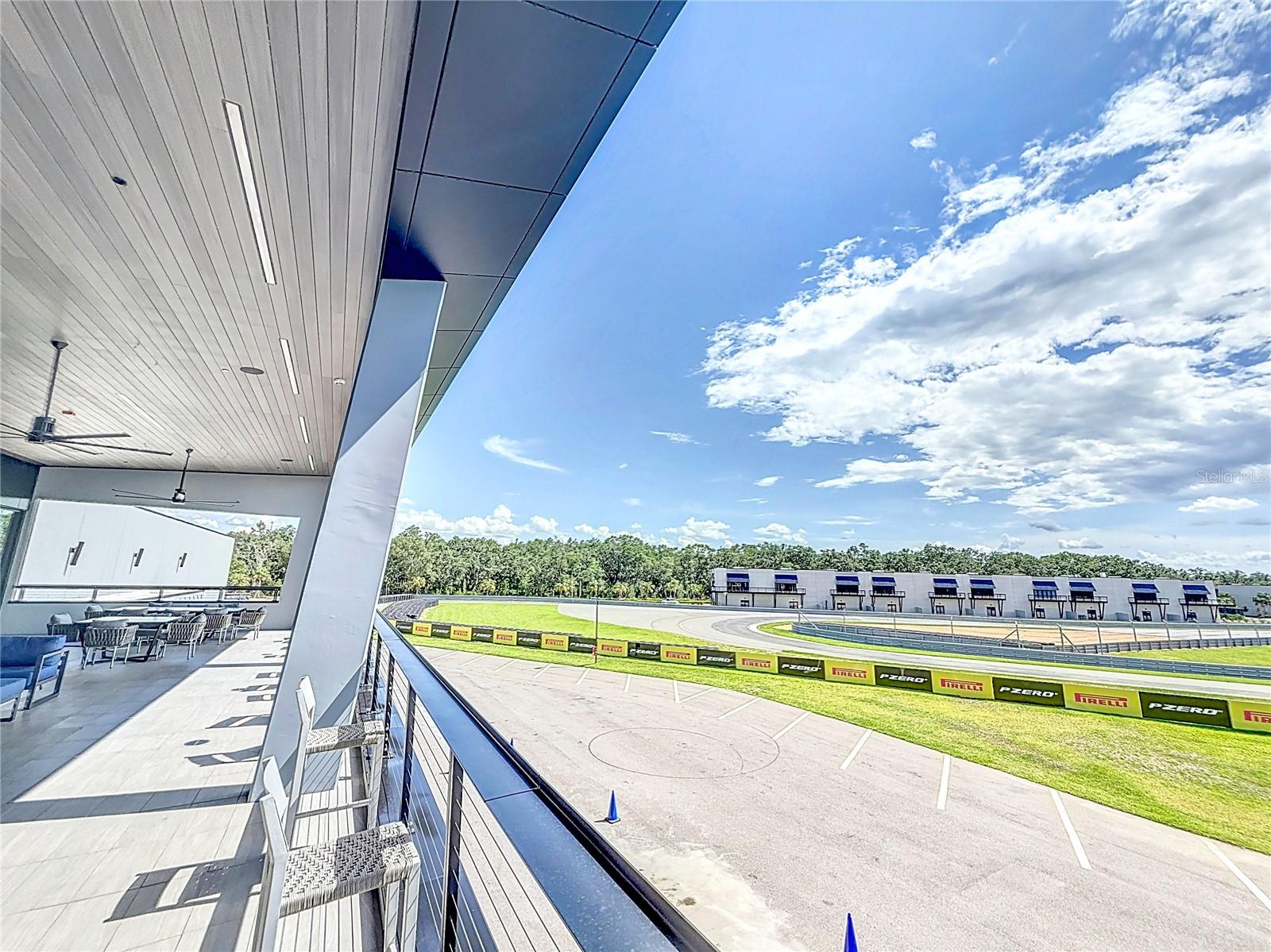 Listing photo id 87 for 6500 Motor Enclave Way #1405