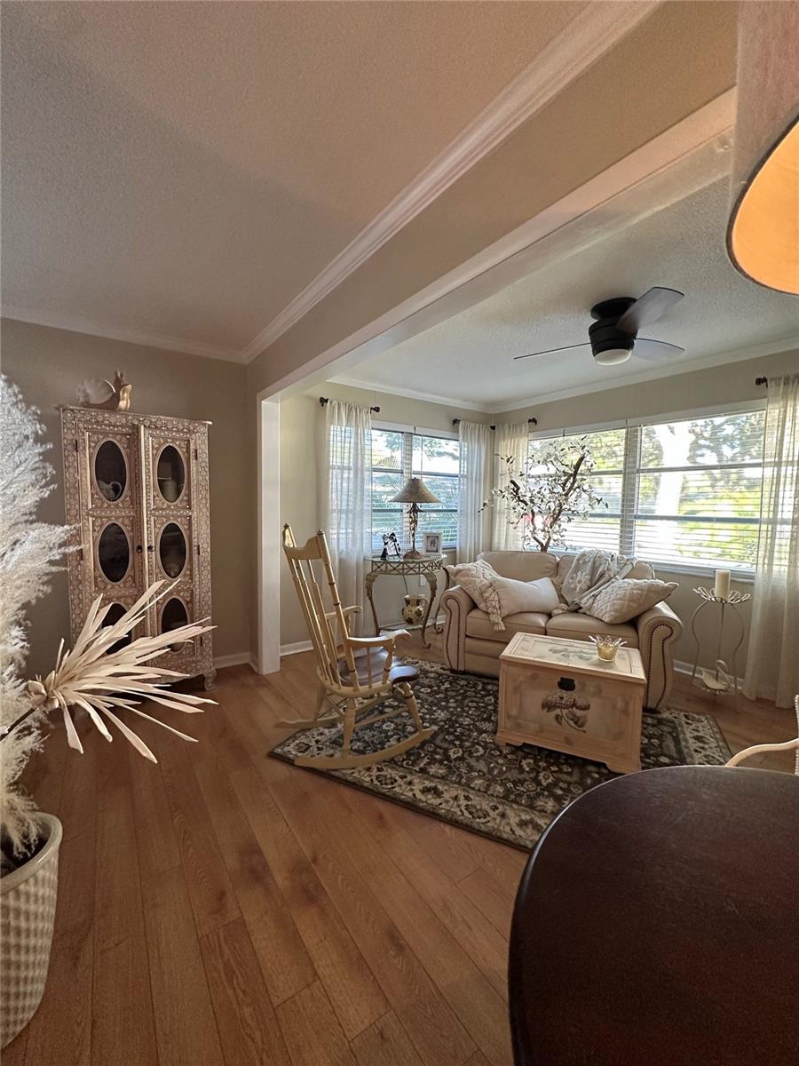 Image 13 of 29 For 11200 102nd Avenue 137