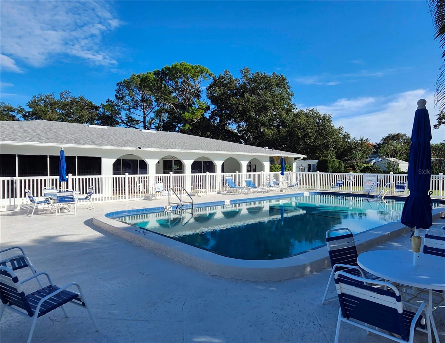 Image 22 of 29 For 11200 102nd Avenue 137