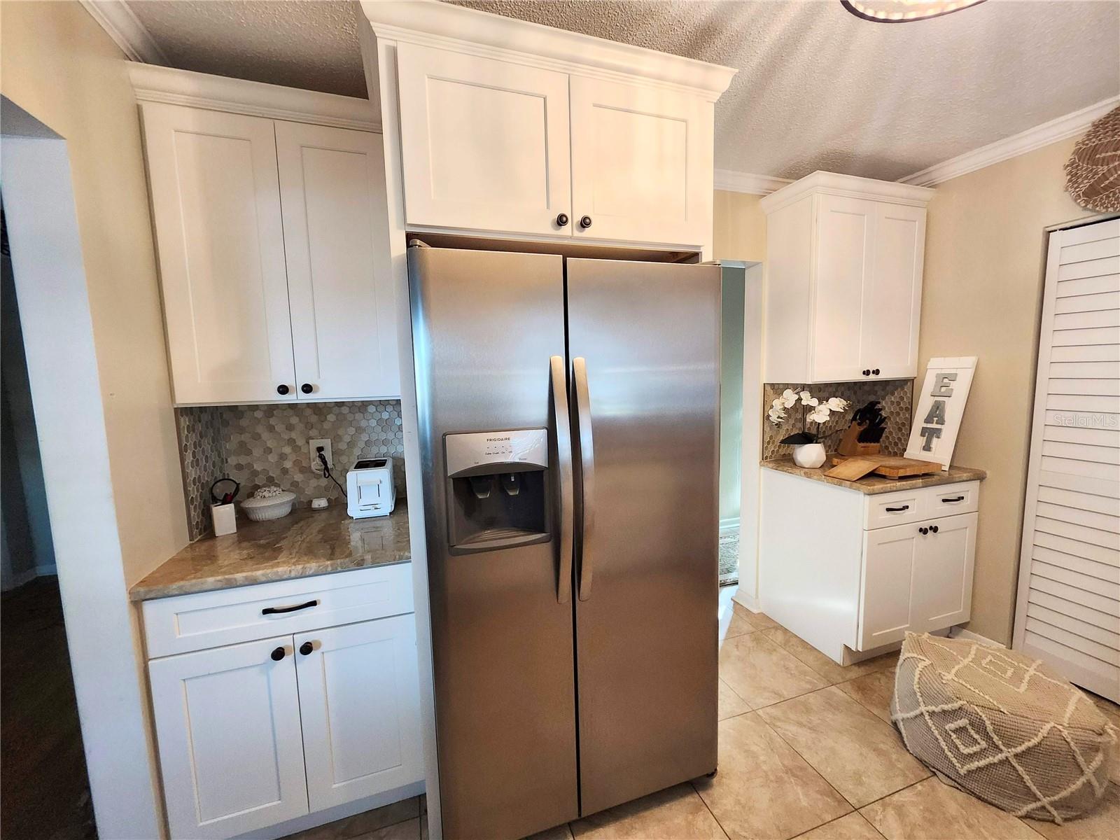 Image 4 of 29 For 11200 102nd Avenue 137