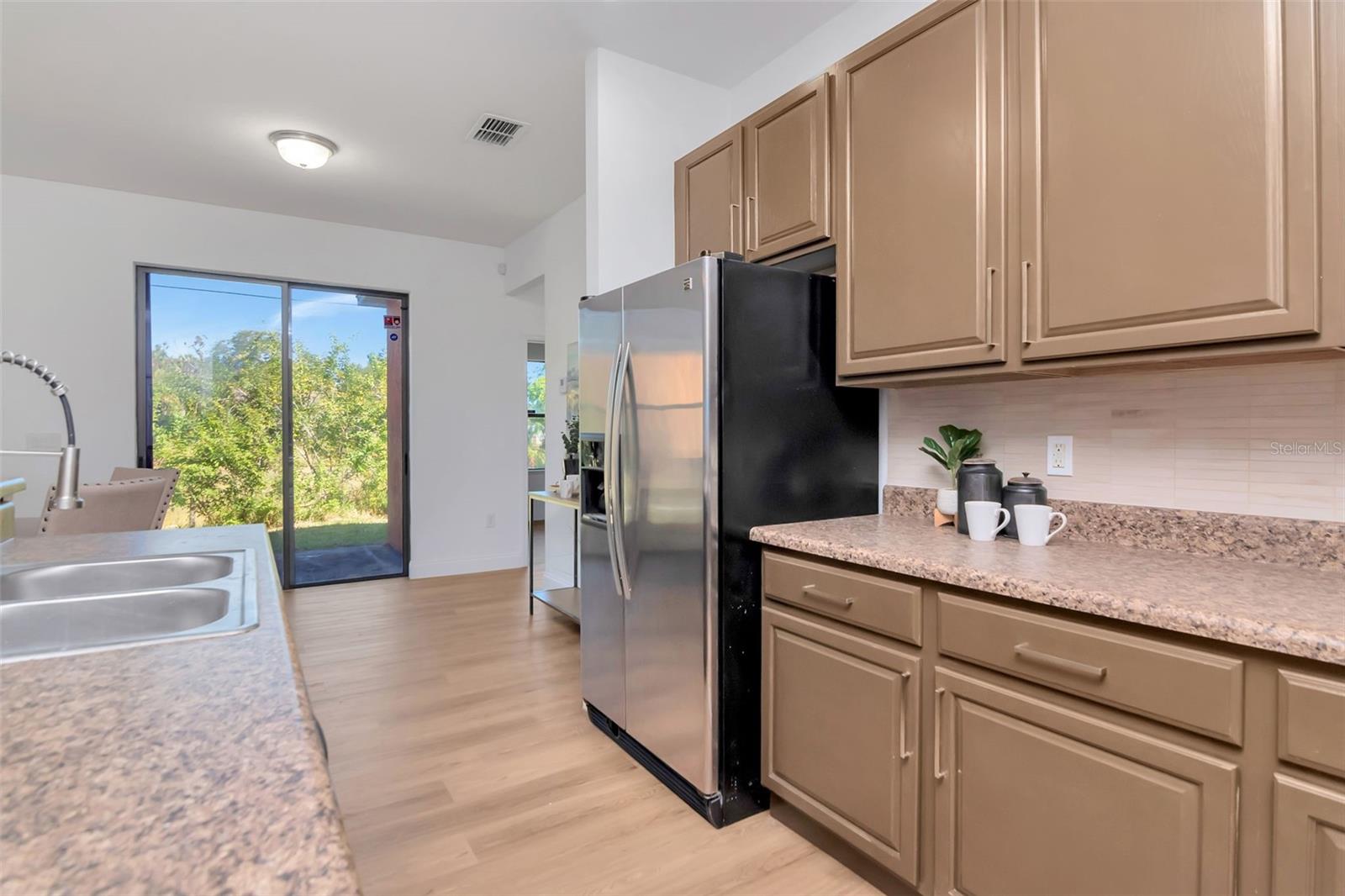 Image 19 of 44 For 2267 50th Street Circle E