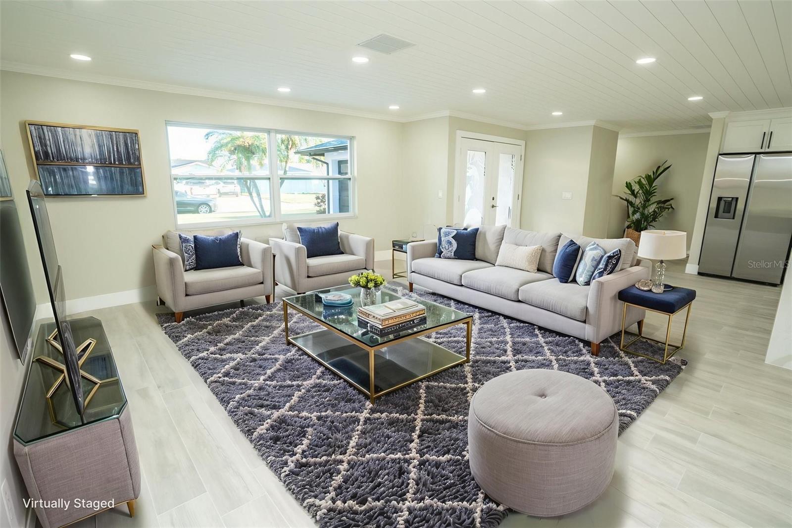 Image 3 of 53 For 4900 Shoreview Court