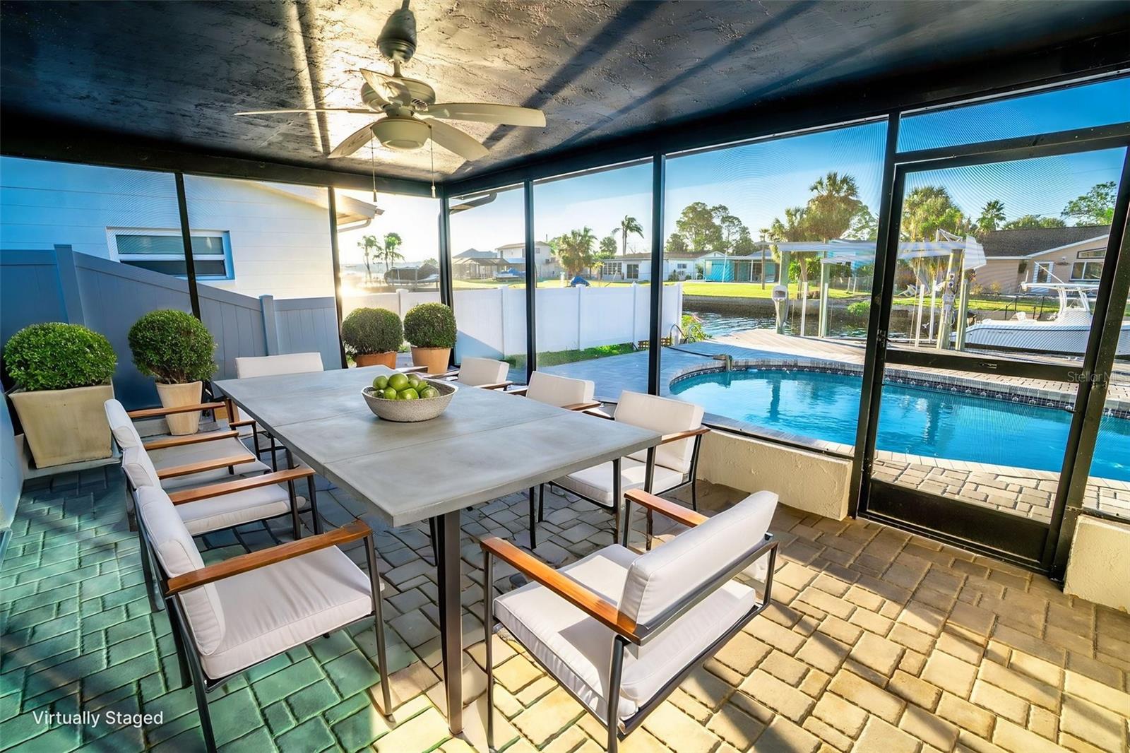 Image 34 of 53 For 4900 Shoreview Court