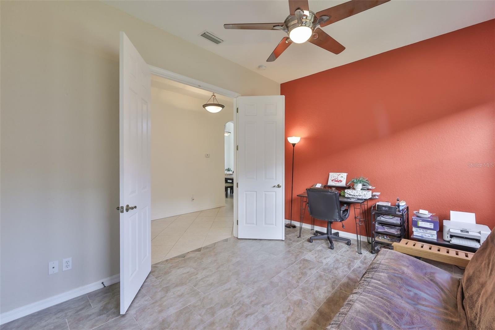 Image 10 of 95 For 2432 Kensington Greens Drive 15