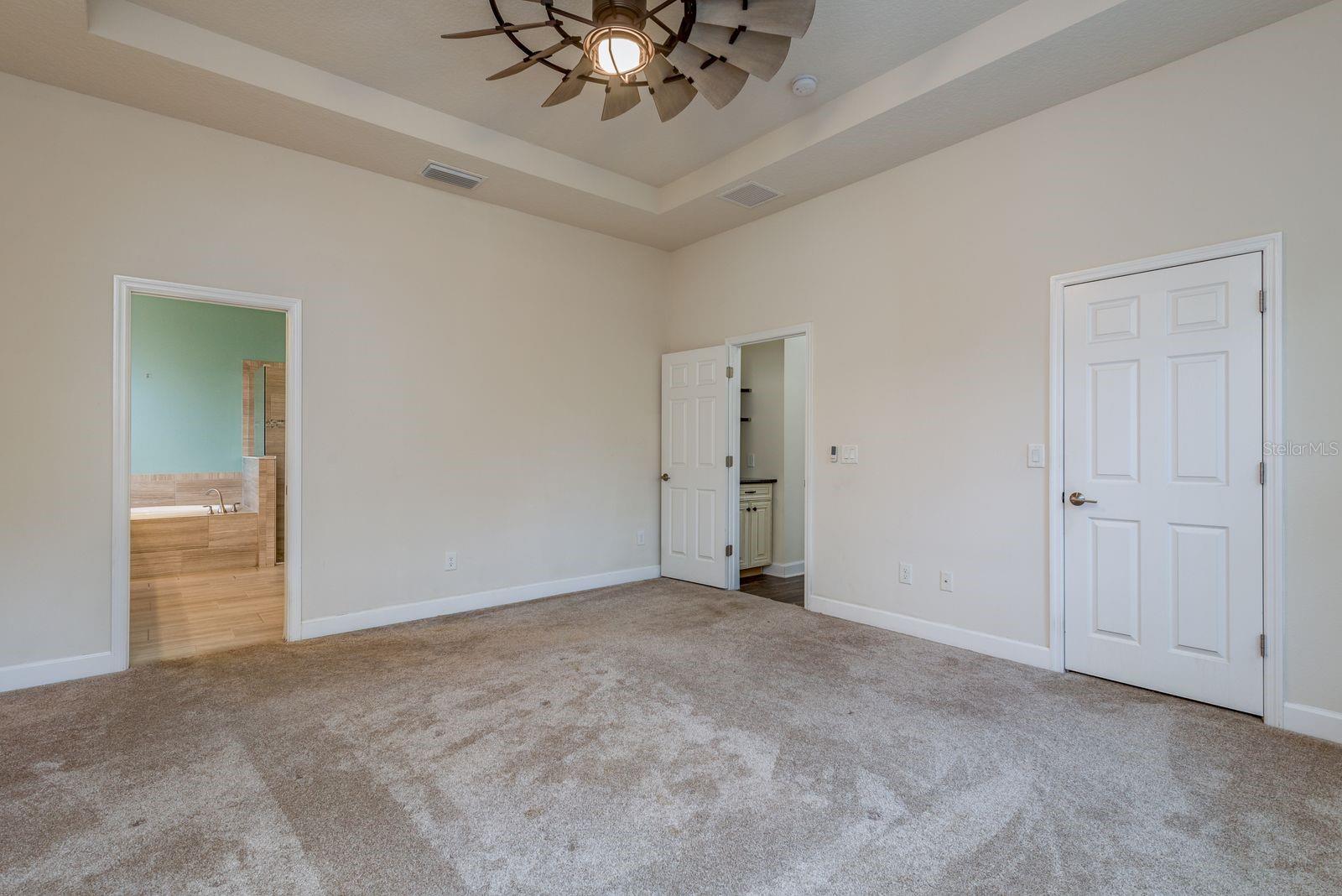 Image 16 of 43 For 5116 Coastal Scene Drive