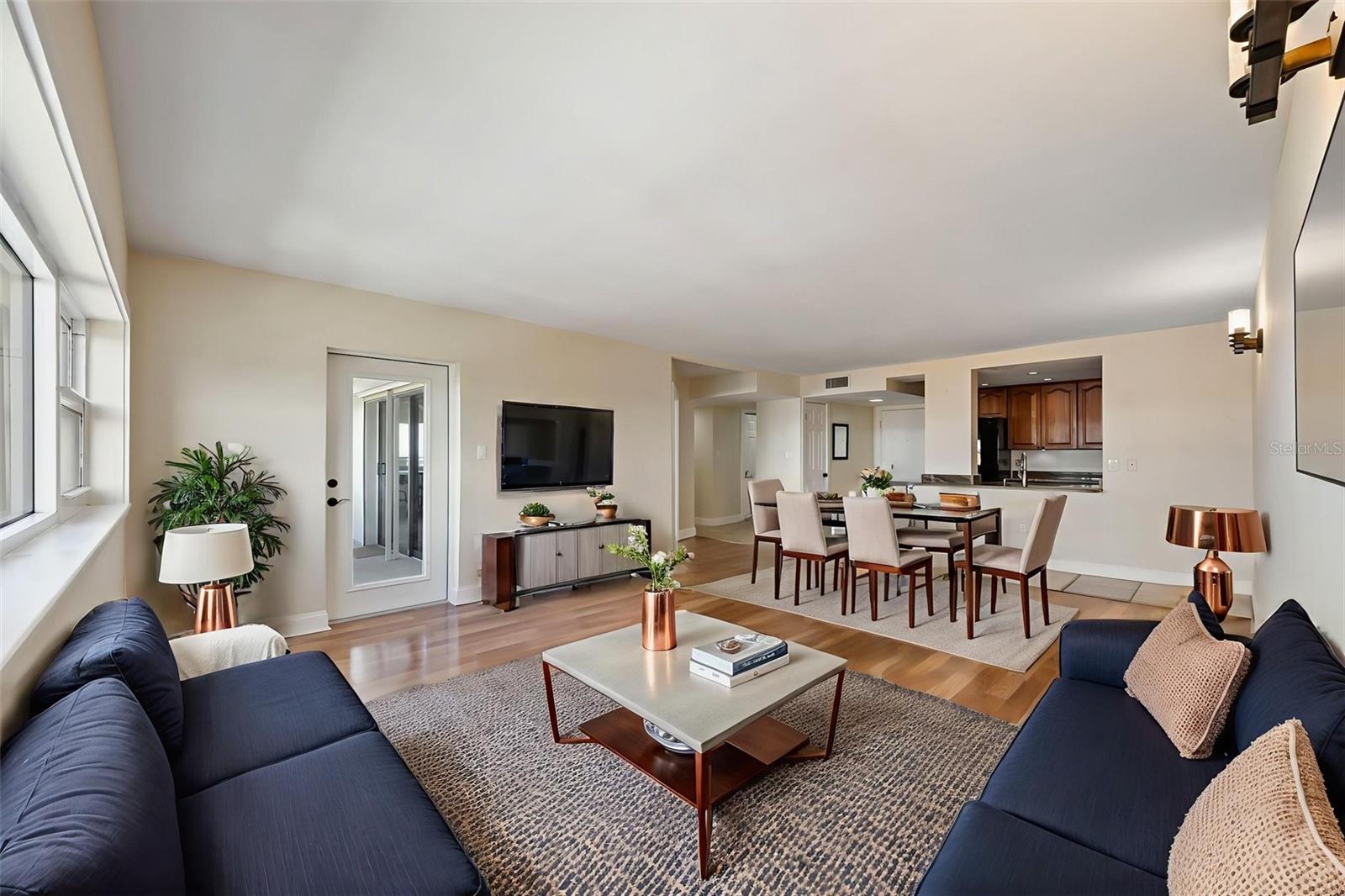 Image 25 of 50 For 4141 Bayshore Boulevard 1801