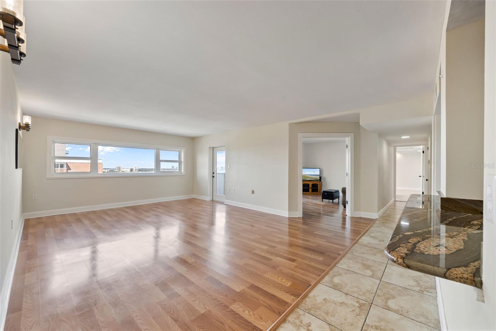 Image 26 of 50 For 4141 Bayshore Boulevard 1801