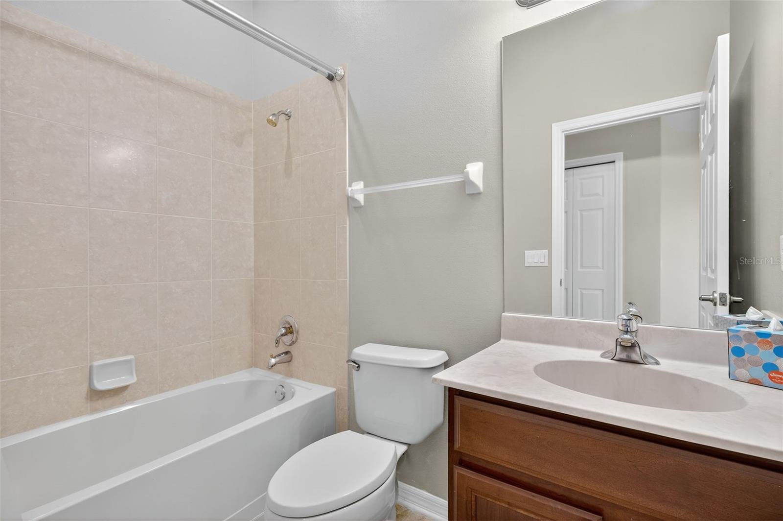 Image 49 of 100 For 8836 Handel Loop