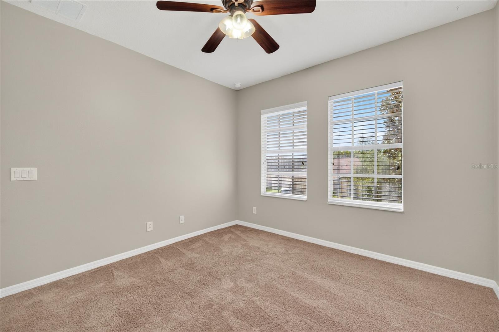 Image 59 of 100 For 8836 Handel Loop