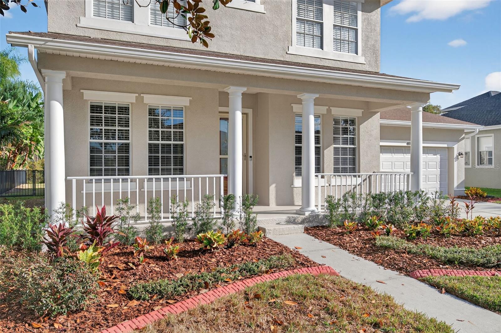 Image 7 of 100 For 8836 Handel Loop