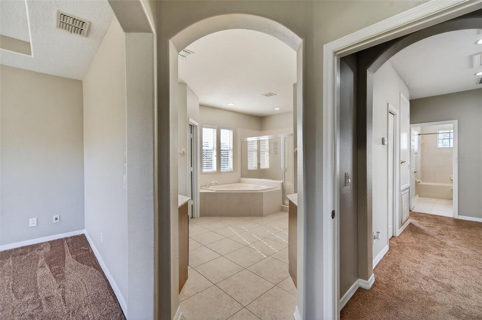 Image 76 of 100 For 8836 Handel Loop