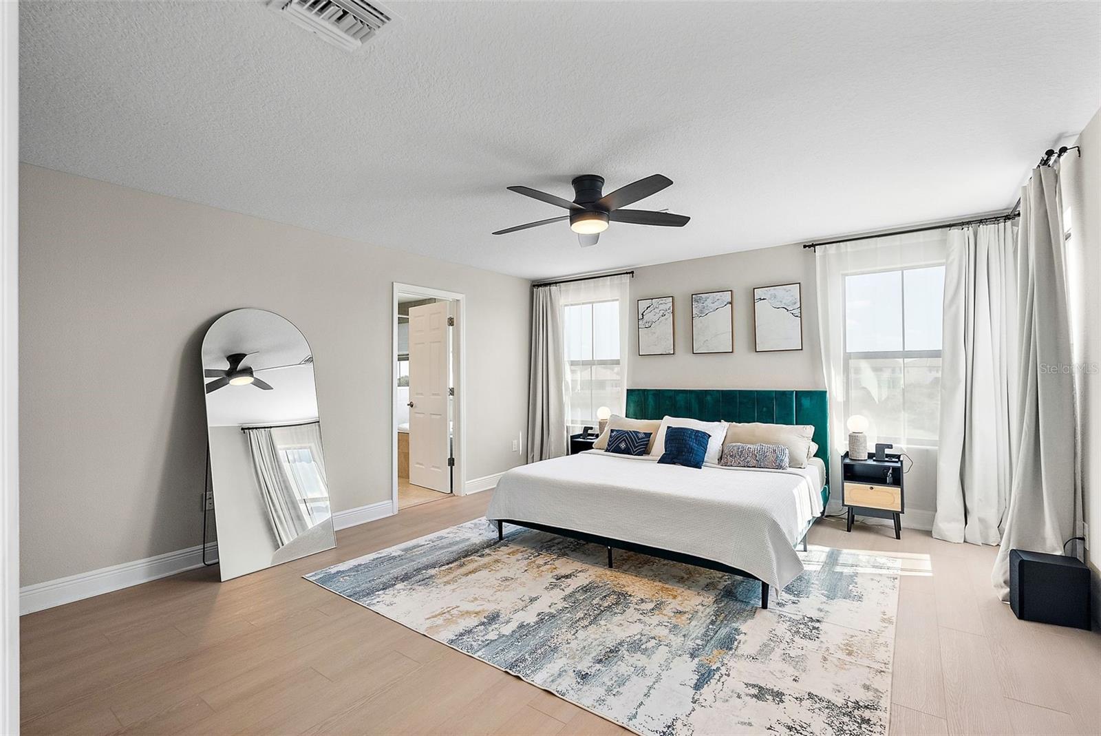 Image 19 of 47 For 8310 Carrhill Place