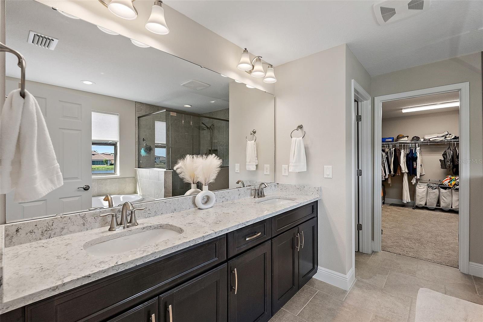 Image 22 of 47 For 8310 Carrhill Place