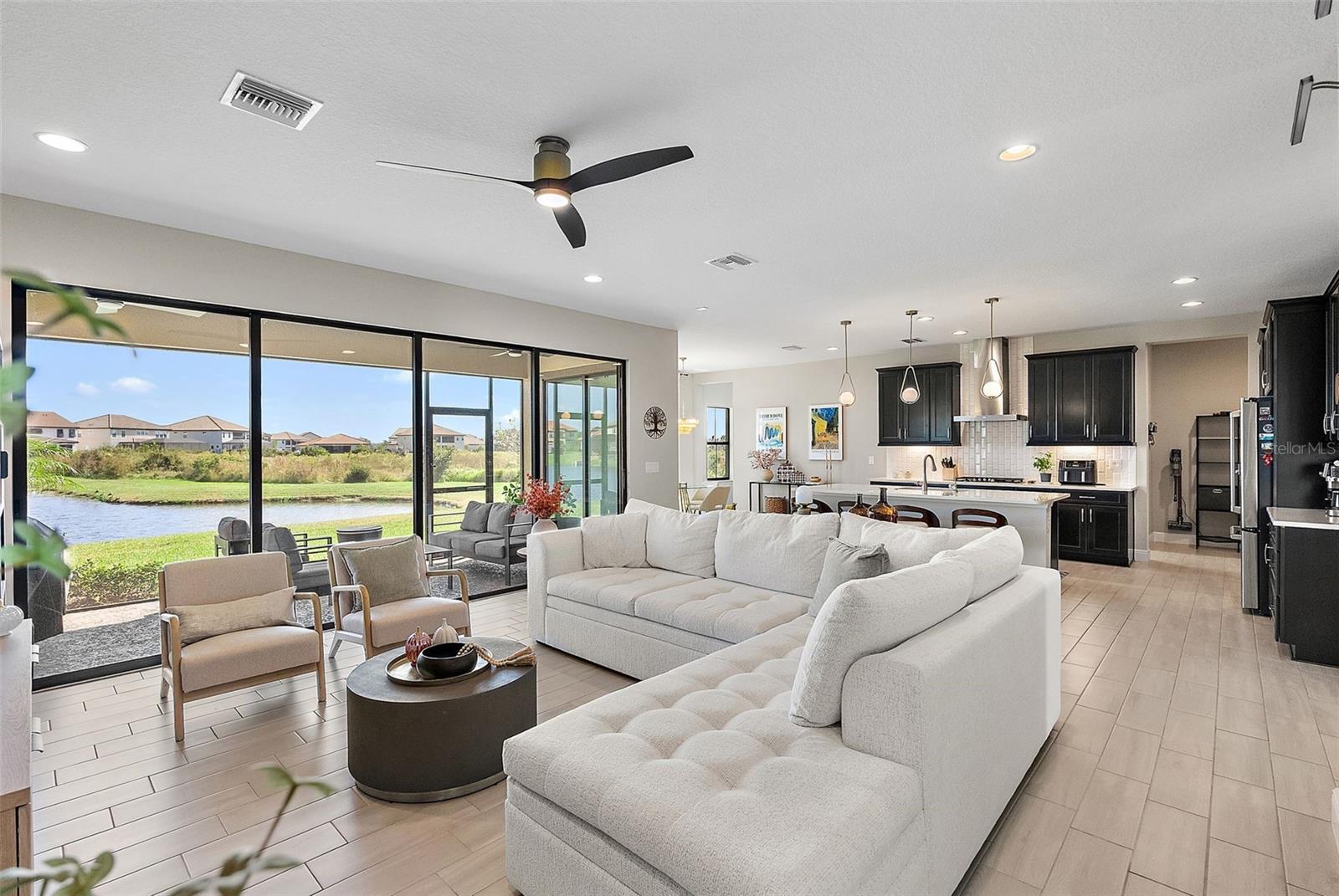 Image 8 of 47 For 8310 Carrhill Place