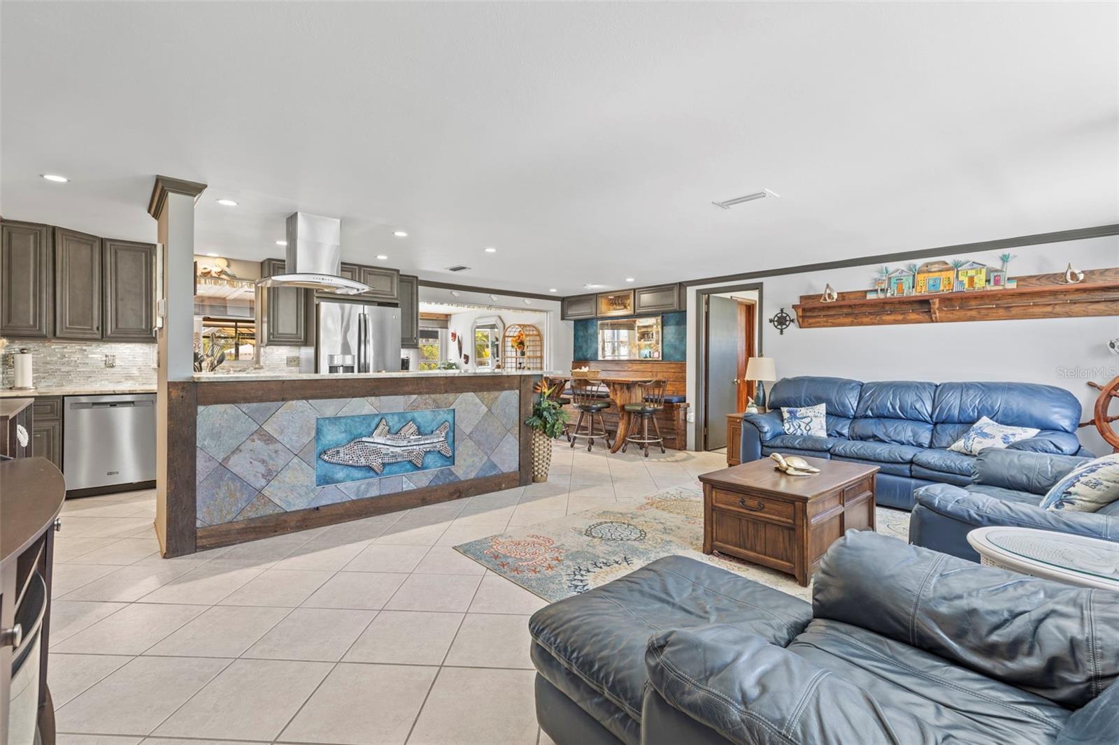 Image 4 of 36 For 595 Denburn Court