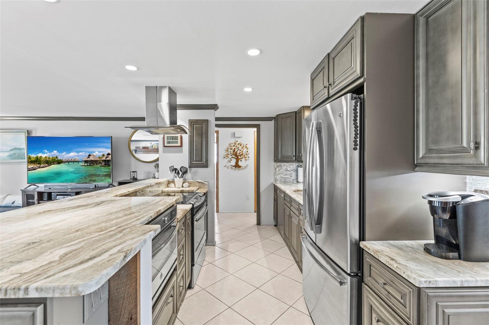 Image 8 of 36 For 595 Denburn Court