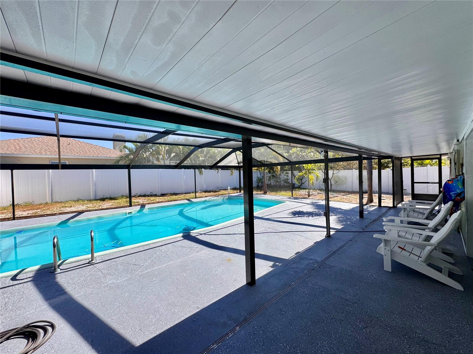 Listing photo id 22 for 13914 84th Terrace