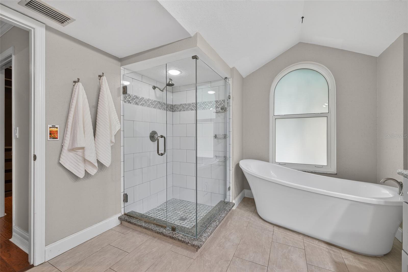 Image 12 of 55 For 4673 Alisa Circle Ne