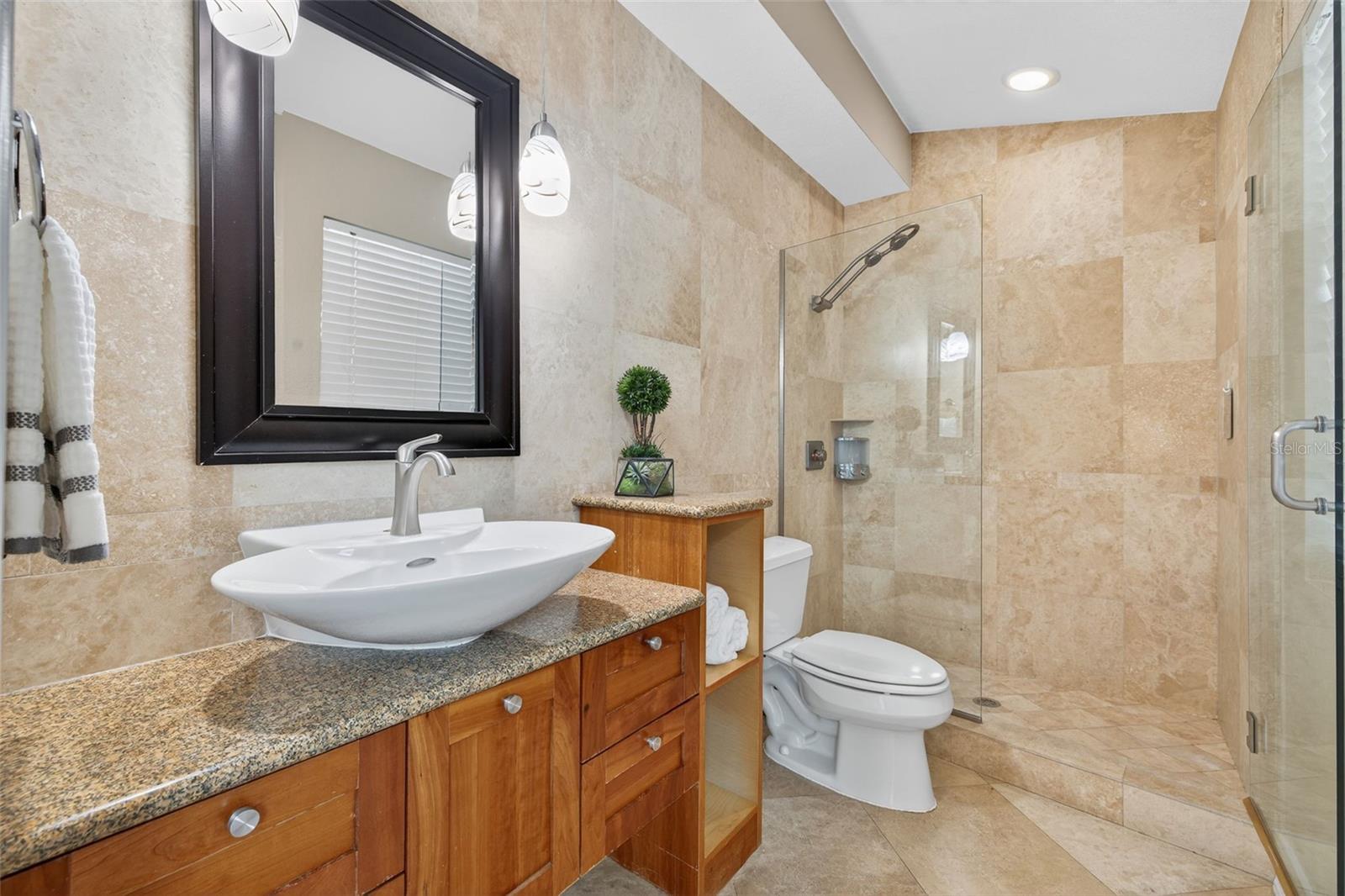 Image 13 of 55 For 4673 Alisa Circle Ne