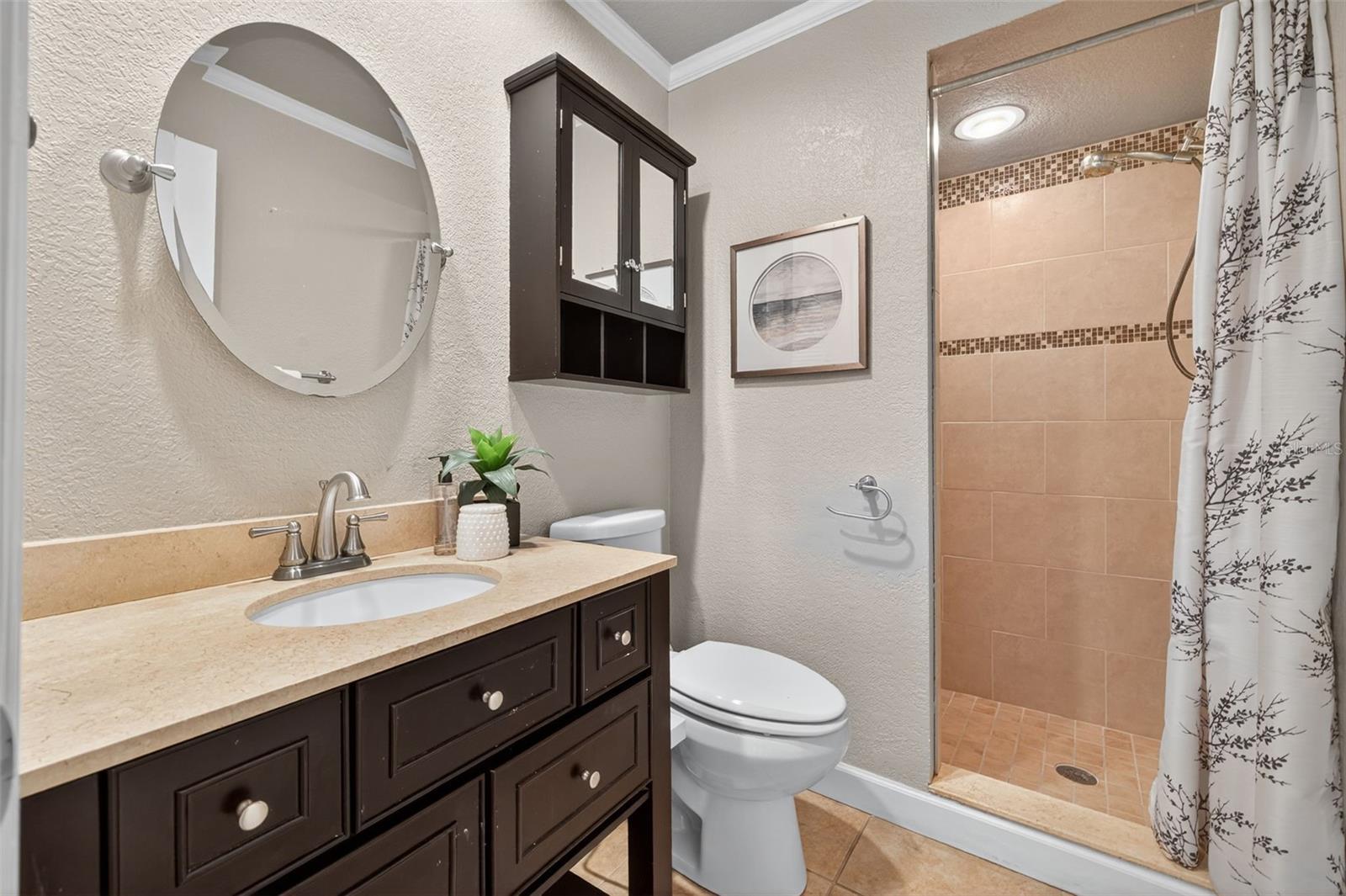 Image 14 of 55 For 4673 Alisa Circle Ne