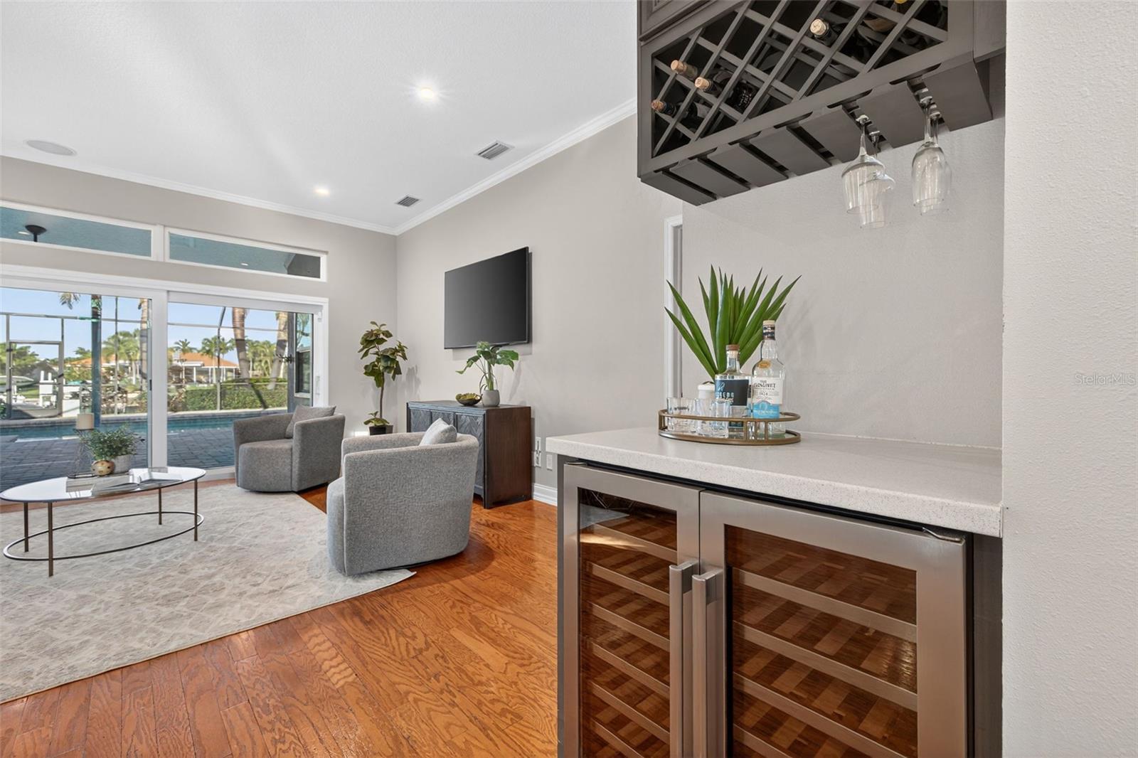 Image 24 of 55 For 4673 Alisa Circle Ne