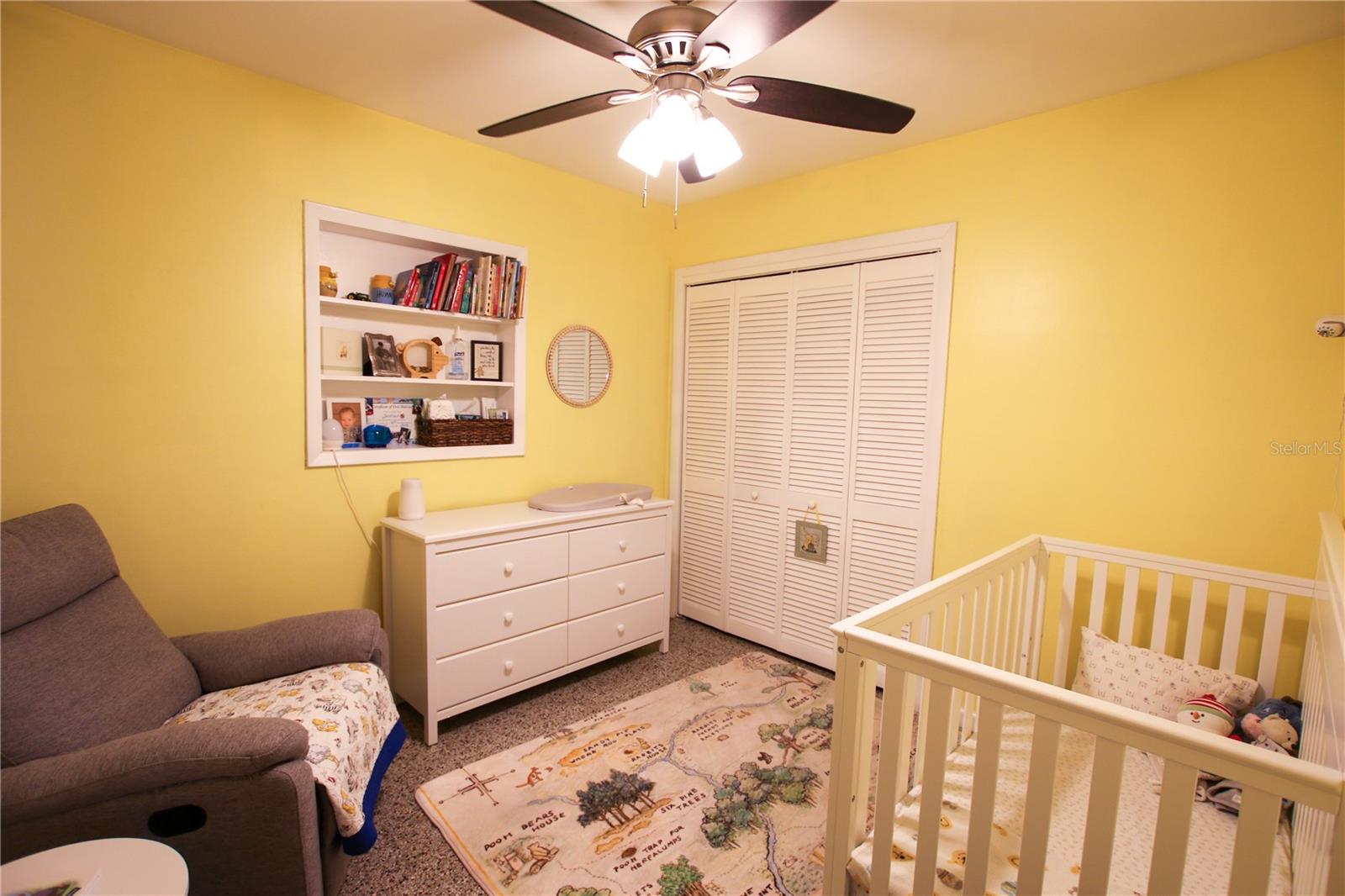 Listing photo id 29 for 2810 Robson Street